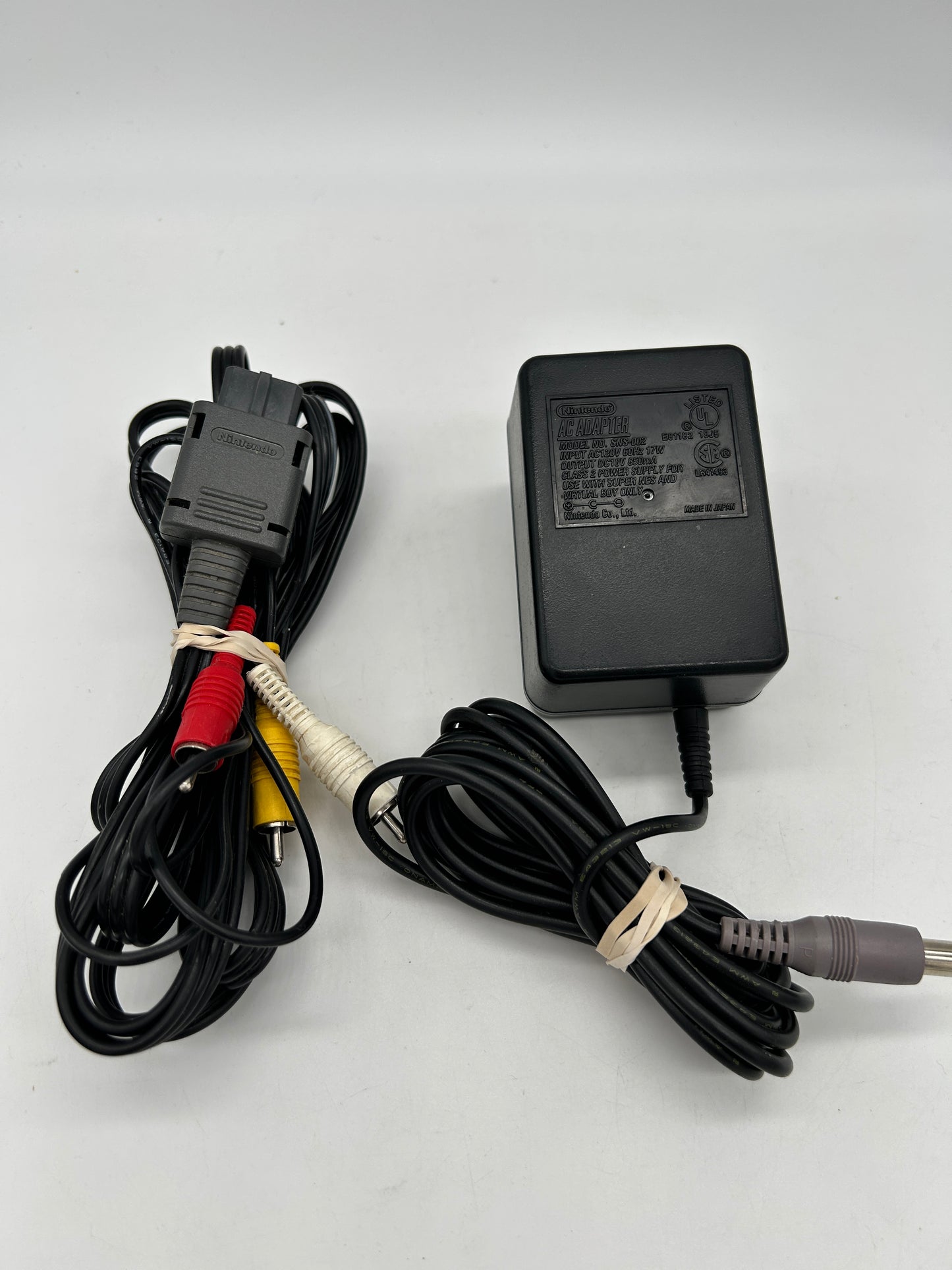 SUPER NiNTENDO [SNES] CONSOLE | MODEL GRiSE CONTROL DECK SNS-001