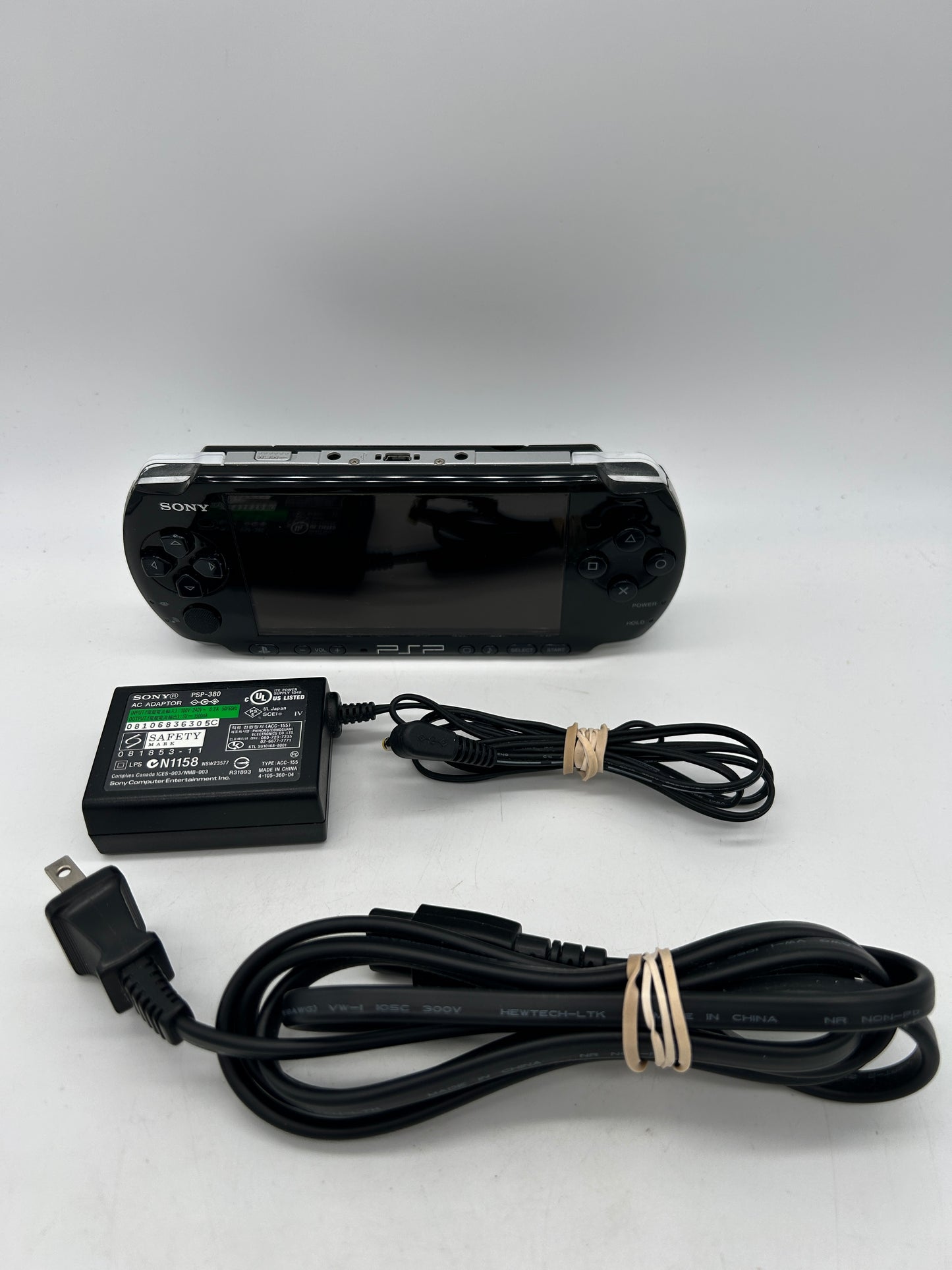 PiXEL-RETRO.COM : SONY PLAYSTATiON PORTABLE [PSP] CONSOLE | MODEL NOIRE BLACK PSP3001 PSP 3001