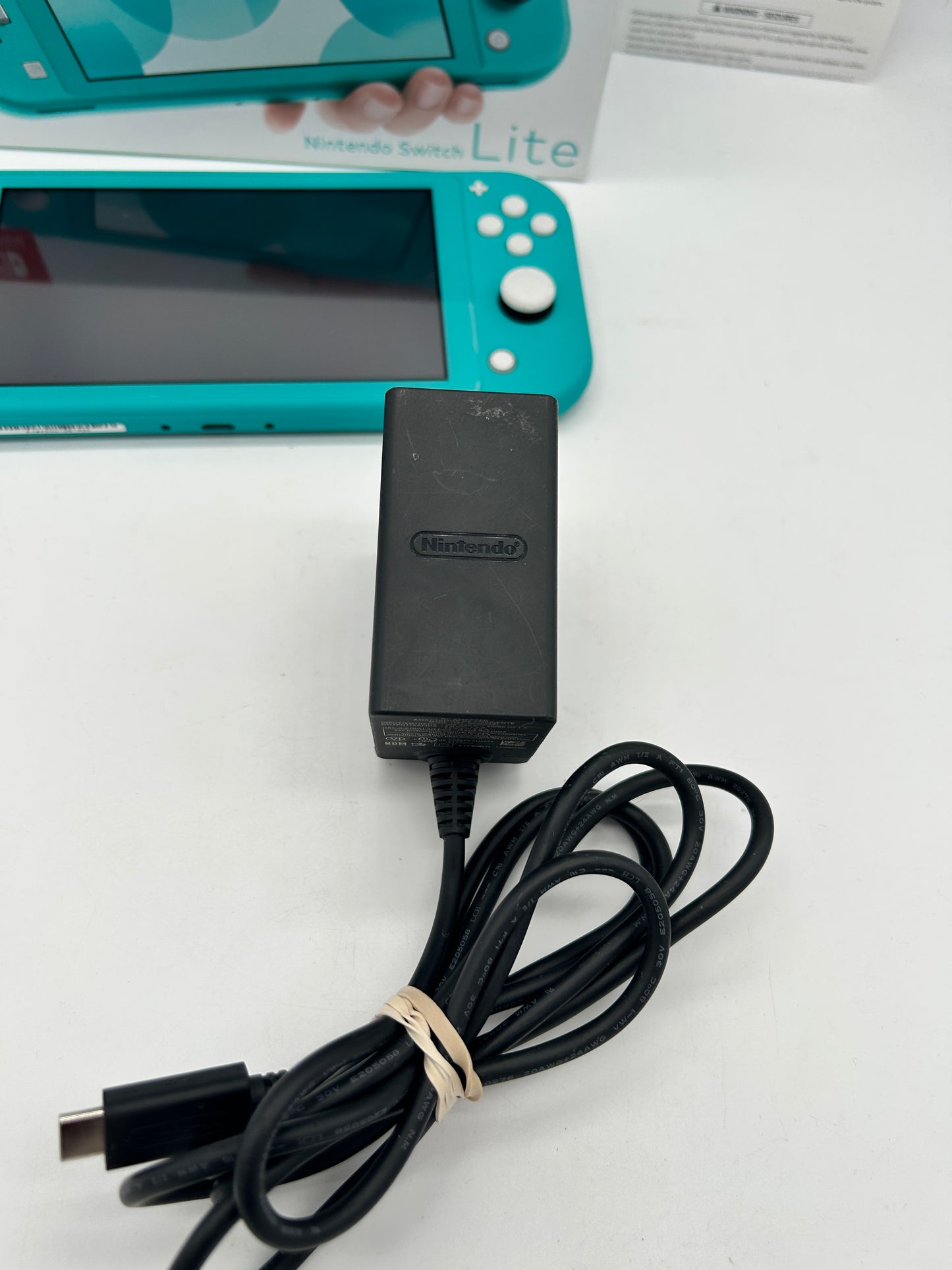 NiNTENDO SWiTCH LiTE CONSOLE | MODEL TURQUOiSE HDH-001