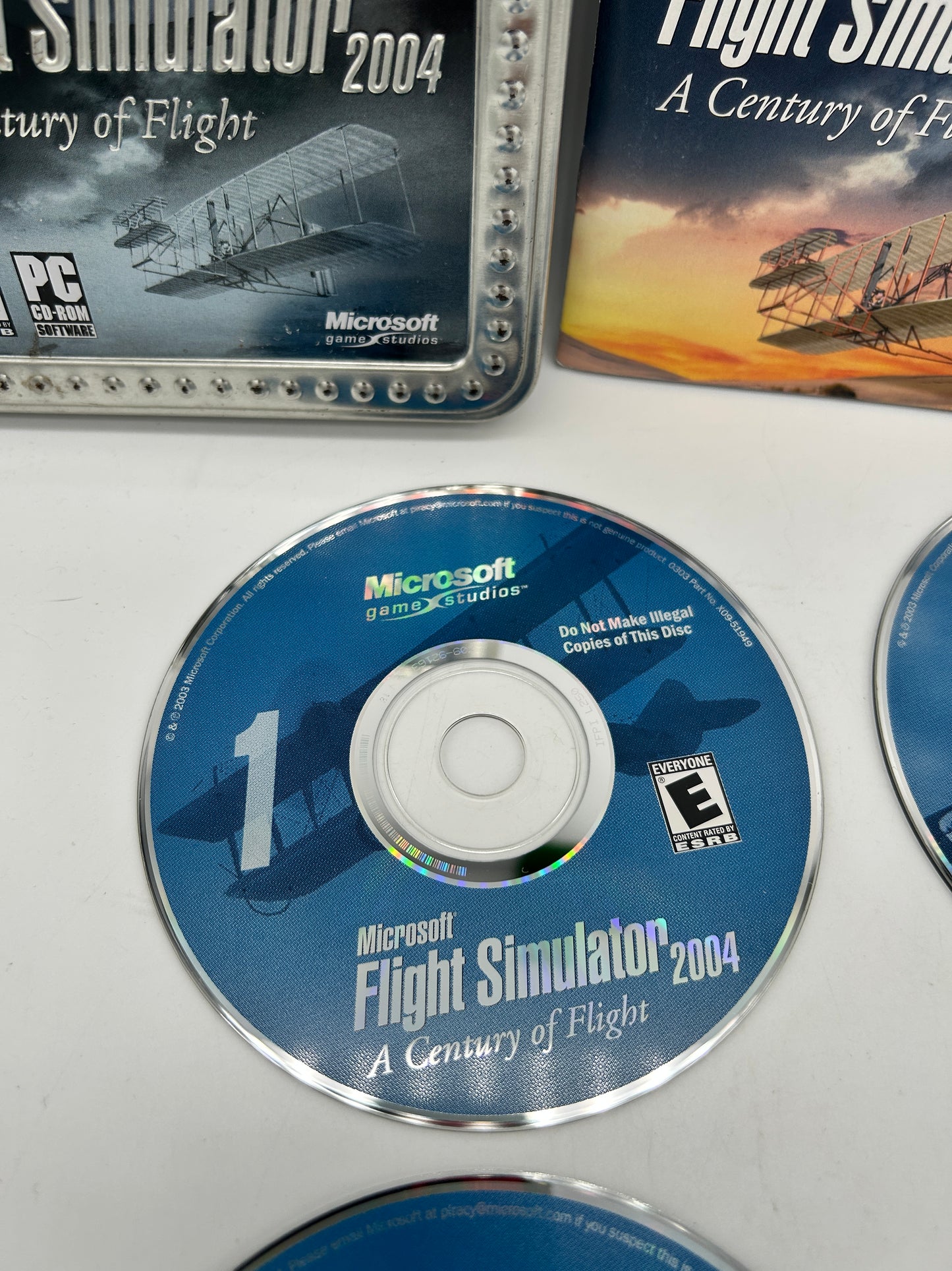 PC COMPUTER | MiCROSOFT FLiGHT SiMULATOR 2004 A CENTURY OF FLiGHT | TIN BOX EDiTiON