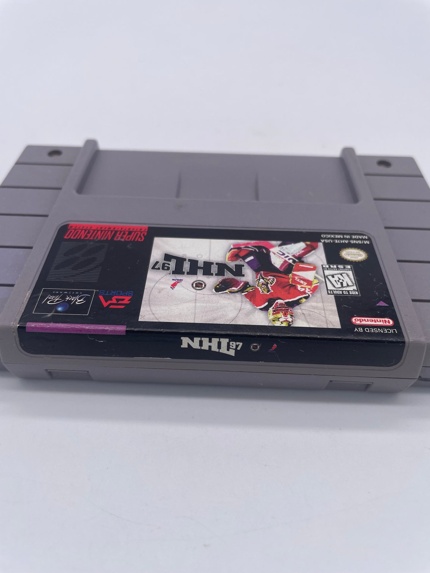 SUPER NiNTENDO [SNES] | NHL 97