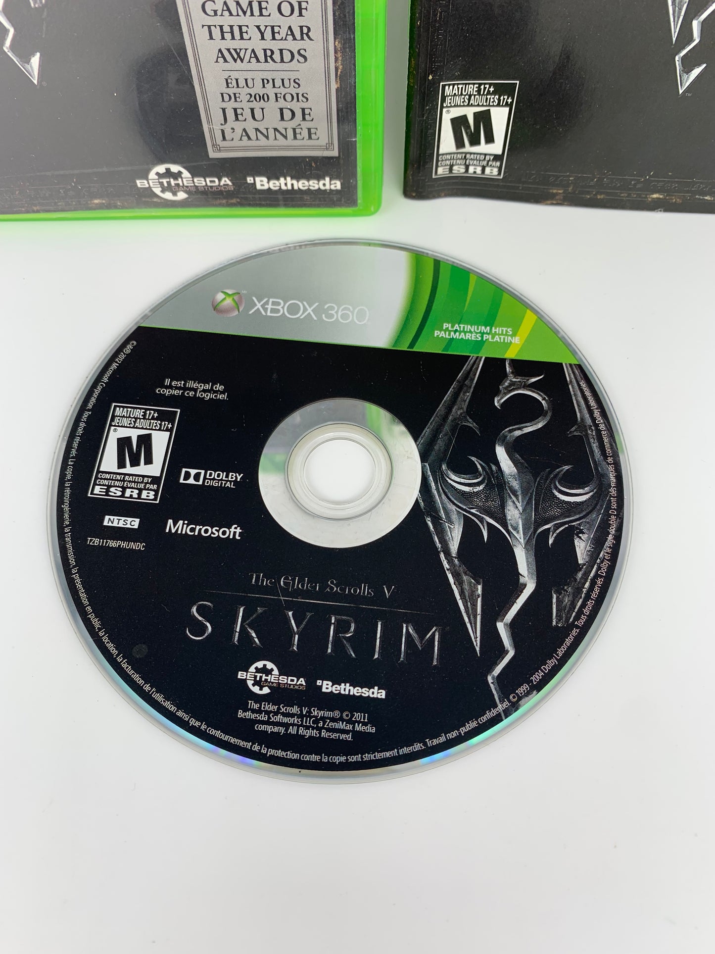 MiCROSOFT XBOX 360 | THE ELDER SCROLLS V SKYRiM | PLATiNUM HiTS