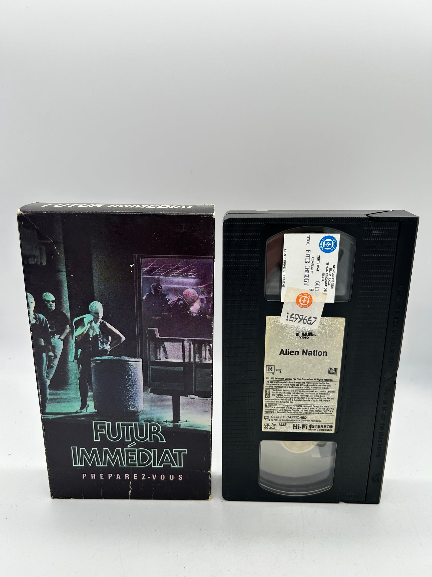 FiLM VHS FRANCAiS | FUTUR iMMEDiAT [ALiEN NATiON]