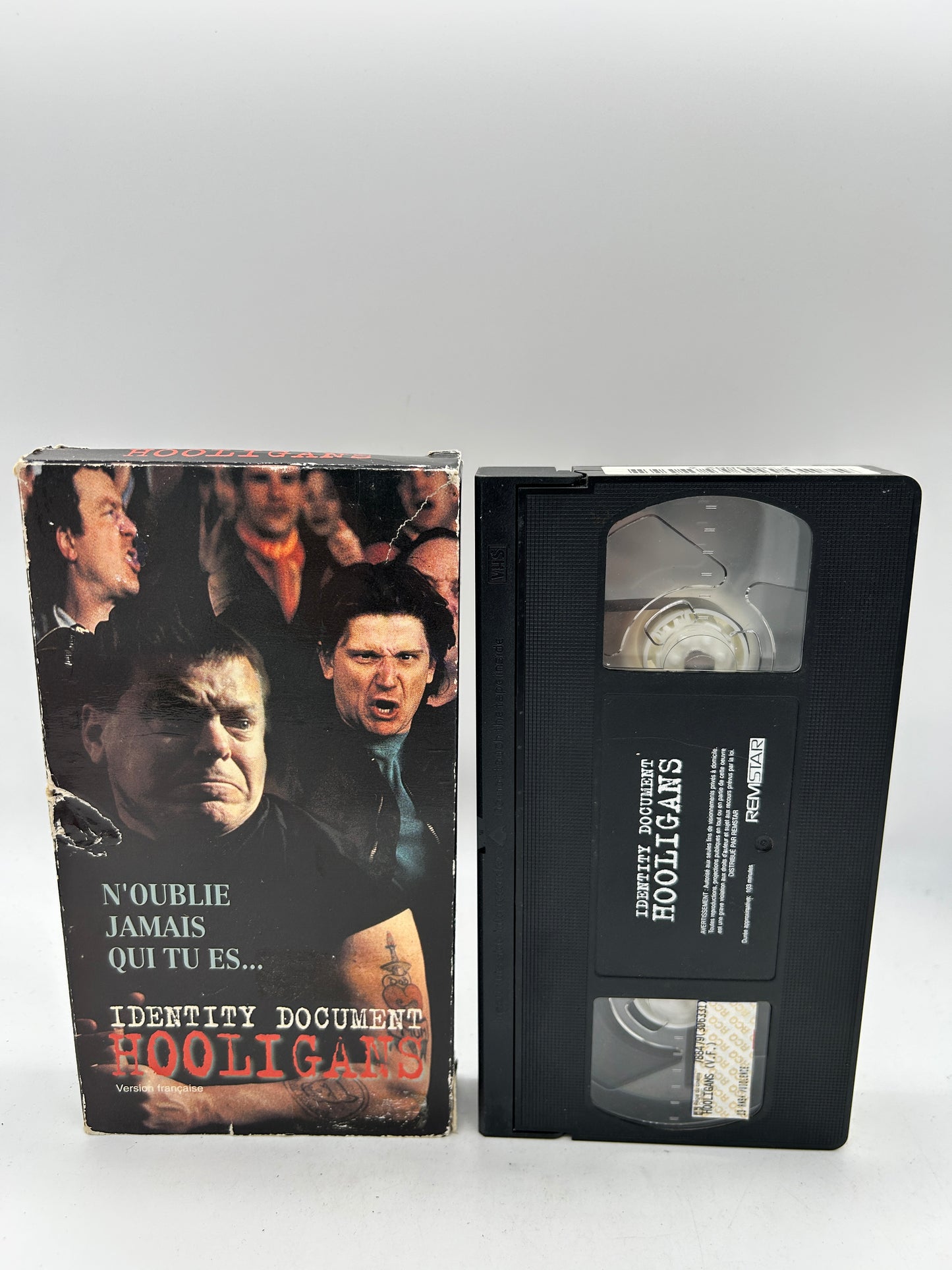 FiLM VHS FRANCAiS | iDENTiTY DOCUMENT HOOLiGANS