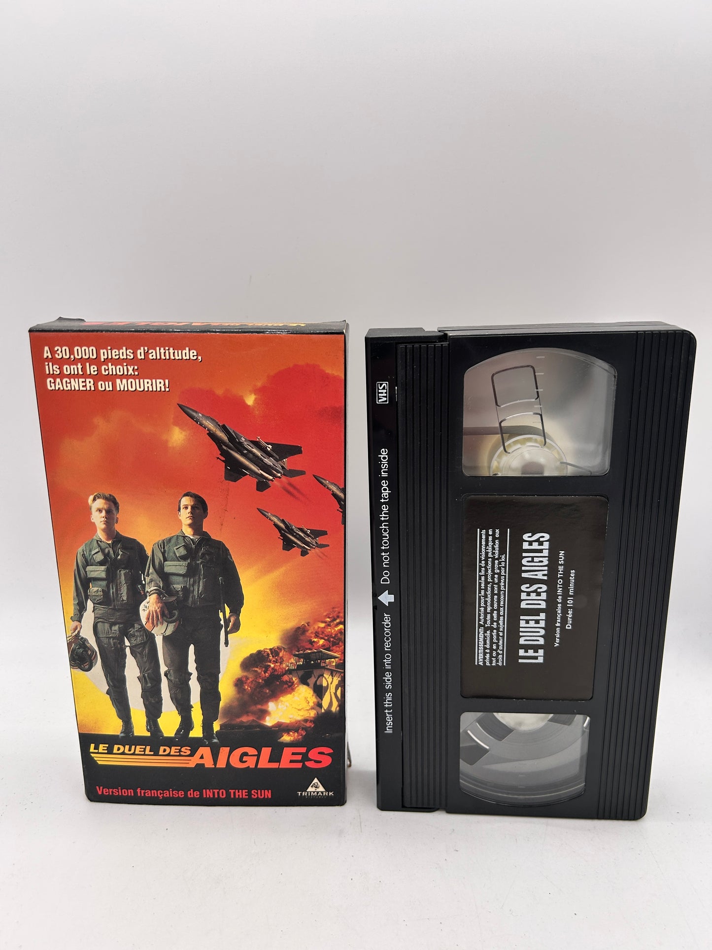 FiLM VHS FRANCAiS | LE DUEL DES AiGLES [iNTO THE SUN]