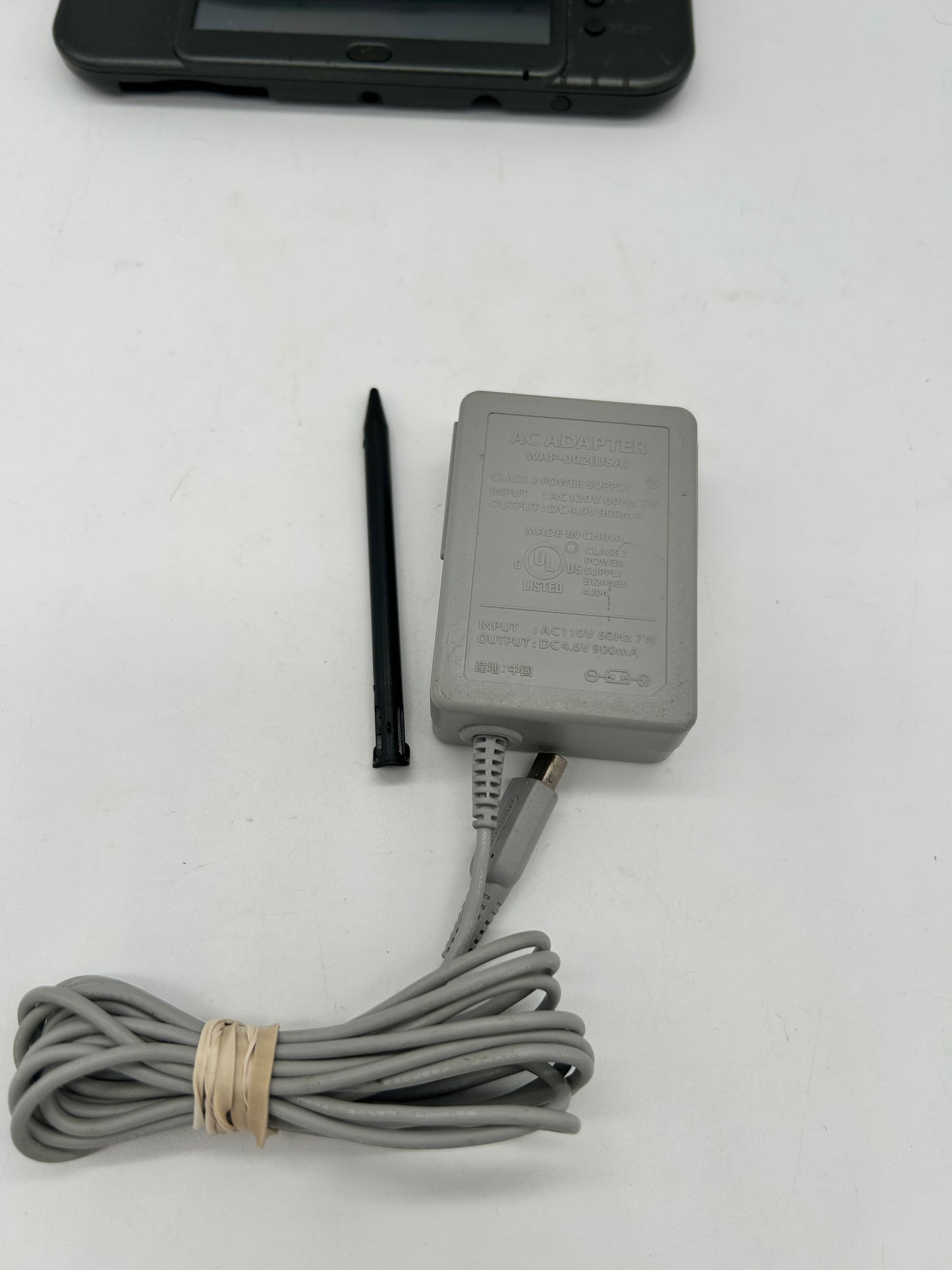 NiNTENDO 3DS NEW XL CONSOLE MODEL NOiR | RED-001