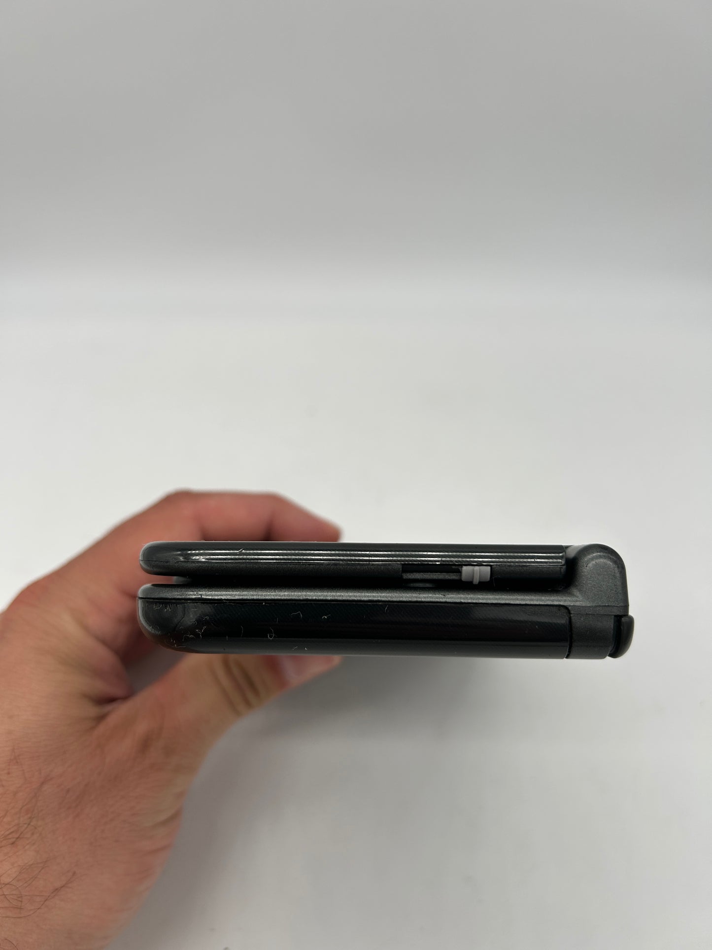 NiNTENDO 3DS NEW XL CONSOLE MODEL NOiR | RED-001