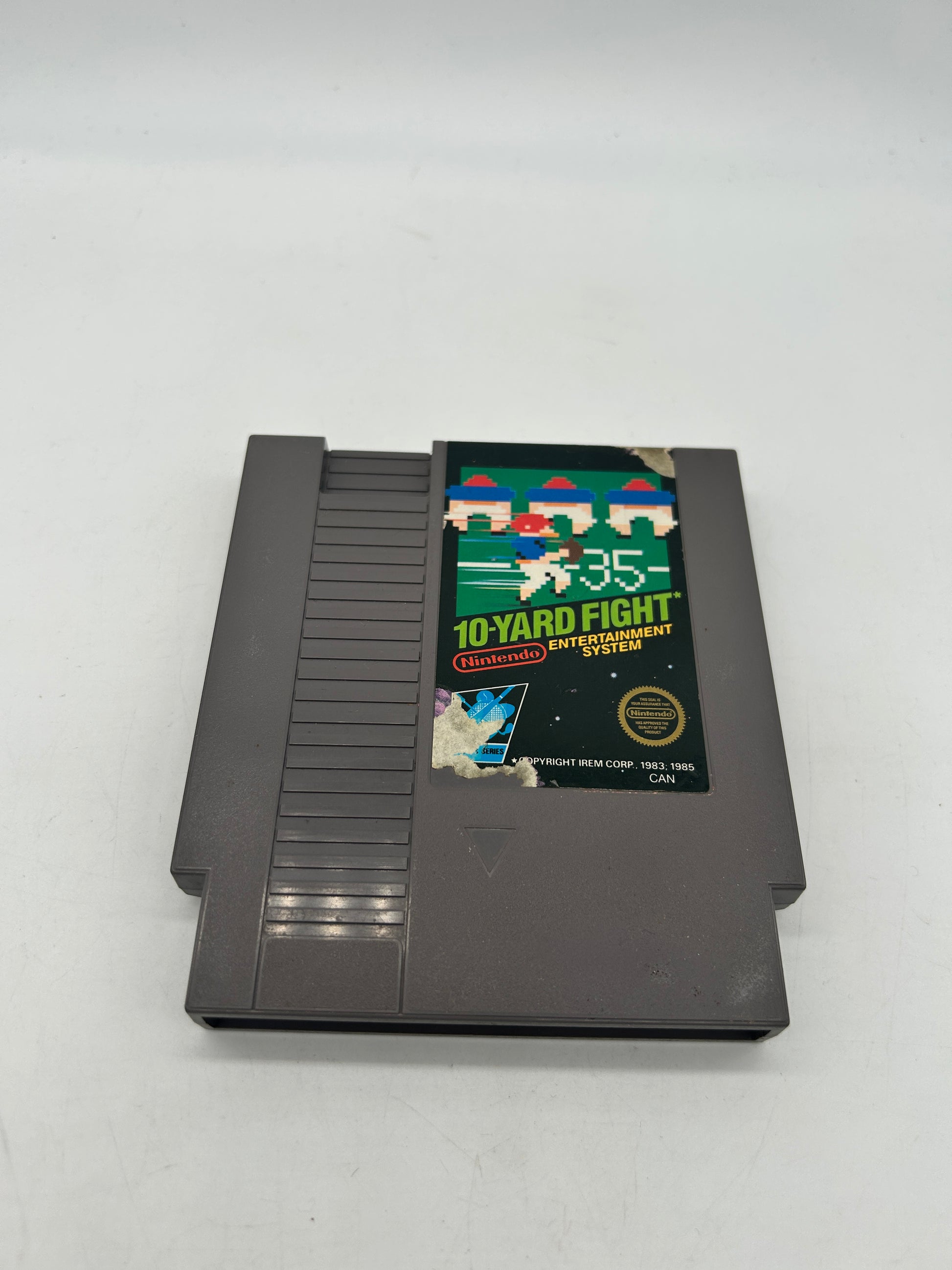 PiXEL-RETRO.COM : NINTENDO ENTERTAiNMENT SYSTEM (NES) GAME NTSC 10-YARD FIGHT