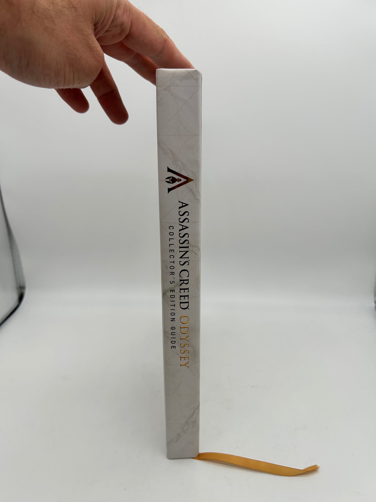 ASSASSINS CREED ODYSSEY STRATEGY GUIDE PRIMA GAMES HARDCOVER PLATiNUM COLLECTORS EDITION NO 3126