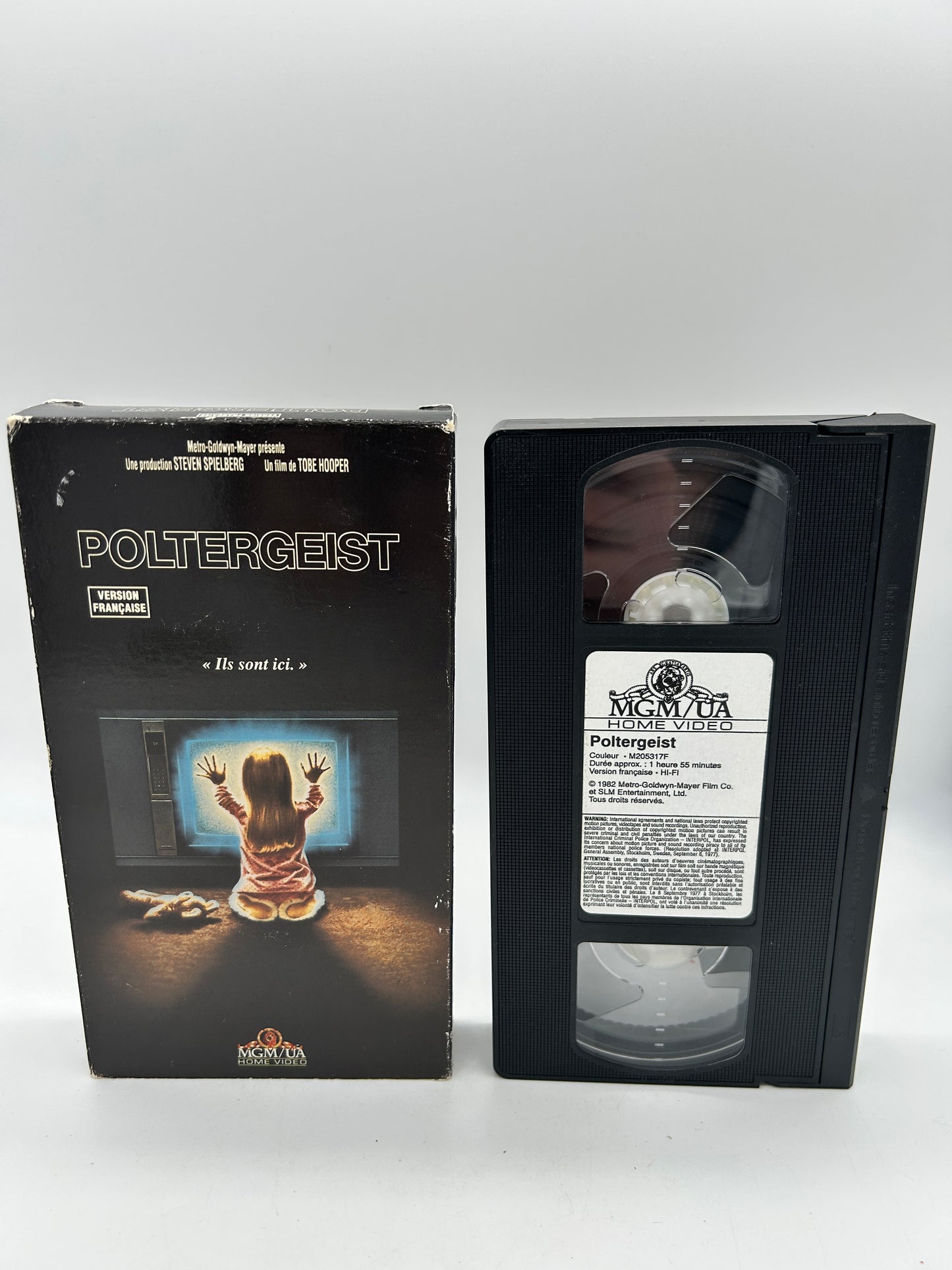 FiLM VHS FRANCAiS | POLTERGEiST