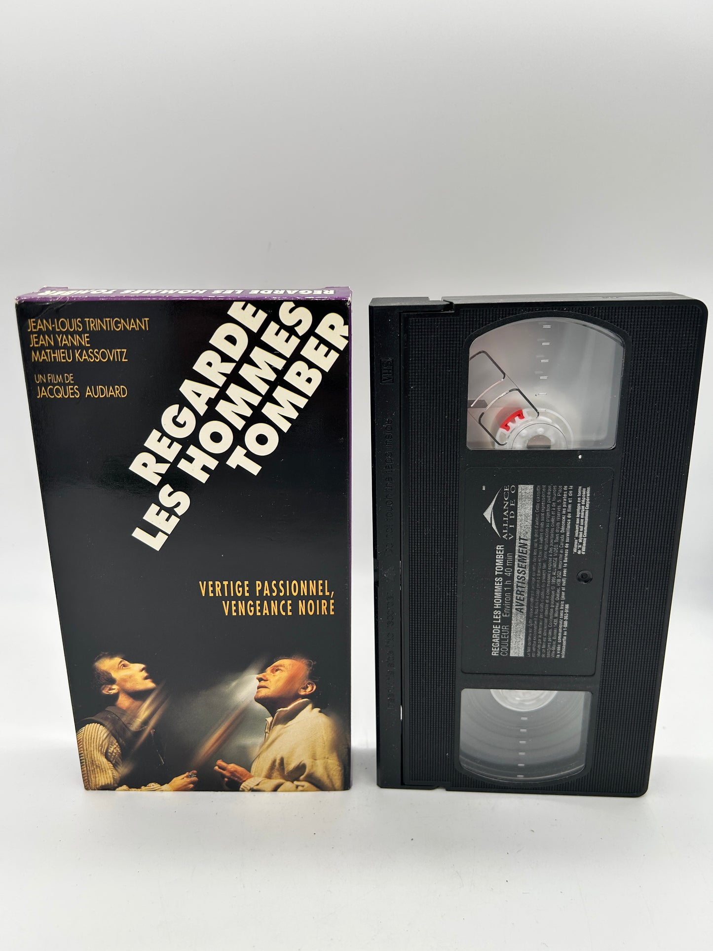 FiLM VHS FRANCAiS | REGARDE LES HOMMES TOMBER