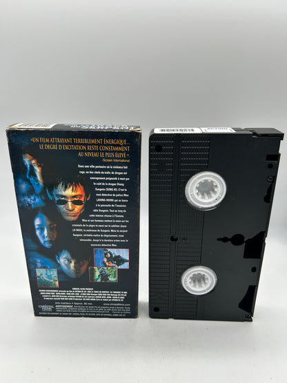 FiLM VHS FRANCAiS | SUR LA TRACE DU SERPENT [NOWHERE TO HiDE]