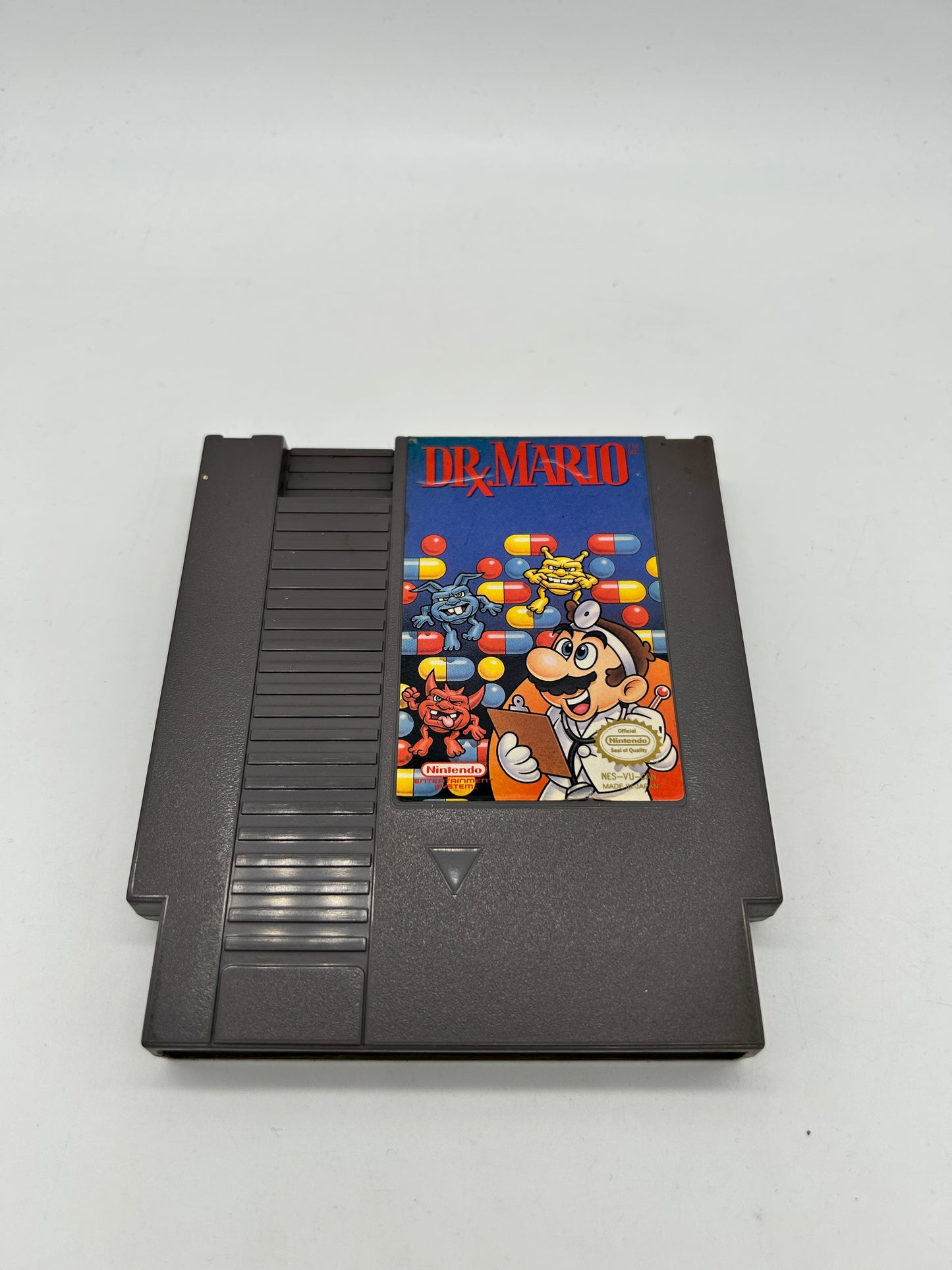 PiXEL-RETRO.COM : NINTENDO ENTERTAiNMENT SYSTEM (NES) DR. MARIO GAME NTSC