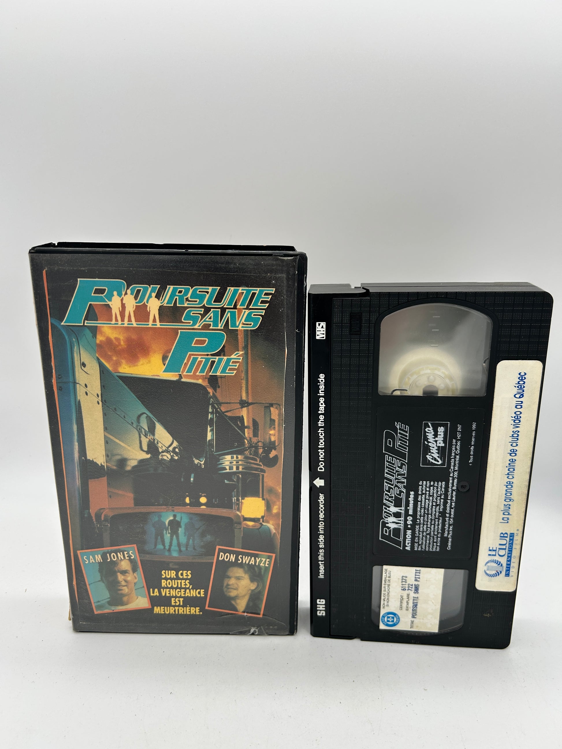 FiLM VHS FRANCAiS | POURSUiTE SANS PiTiE