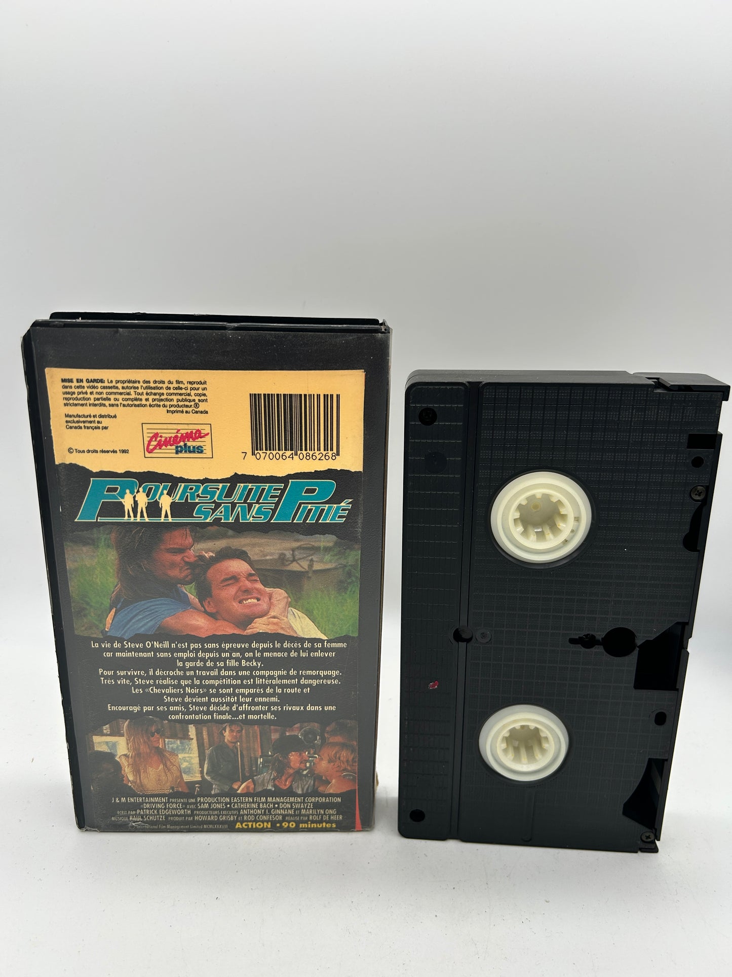 FiLM VHS FRANCAiS | POURSUiTE SANS PiTiE