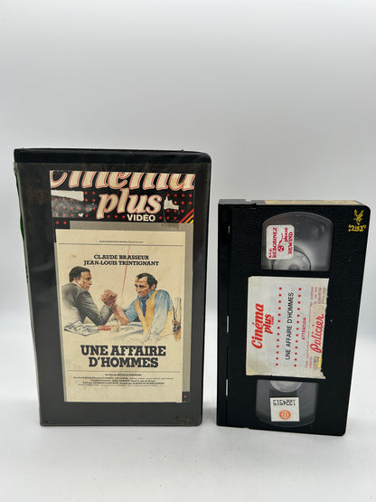 FiLM VHS FRANCAiS | UNE AFFAiRE D'HOMMES