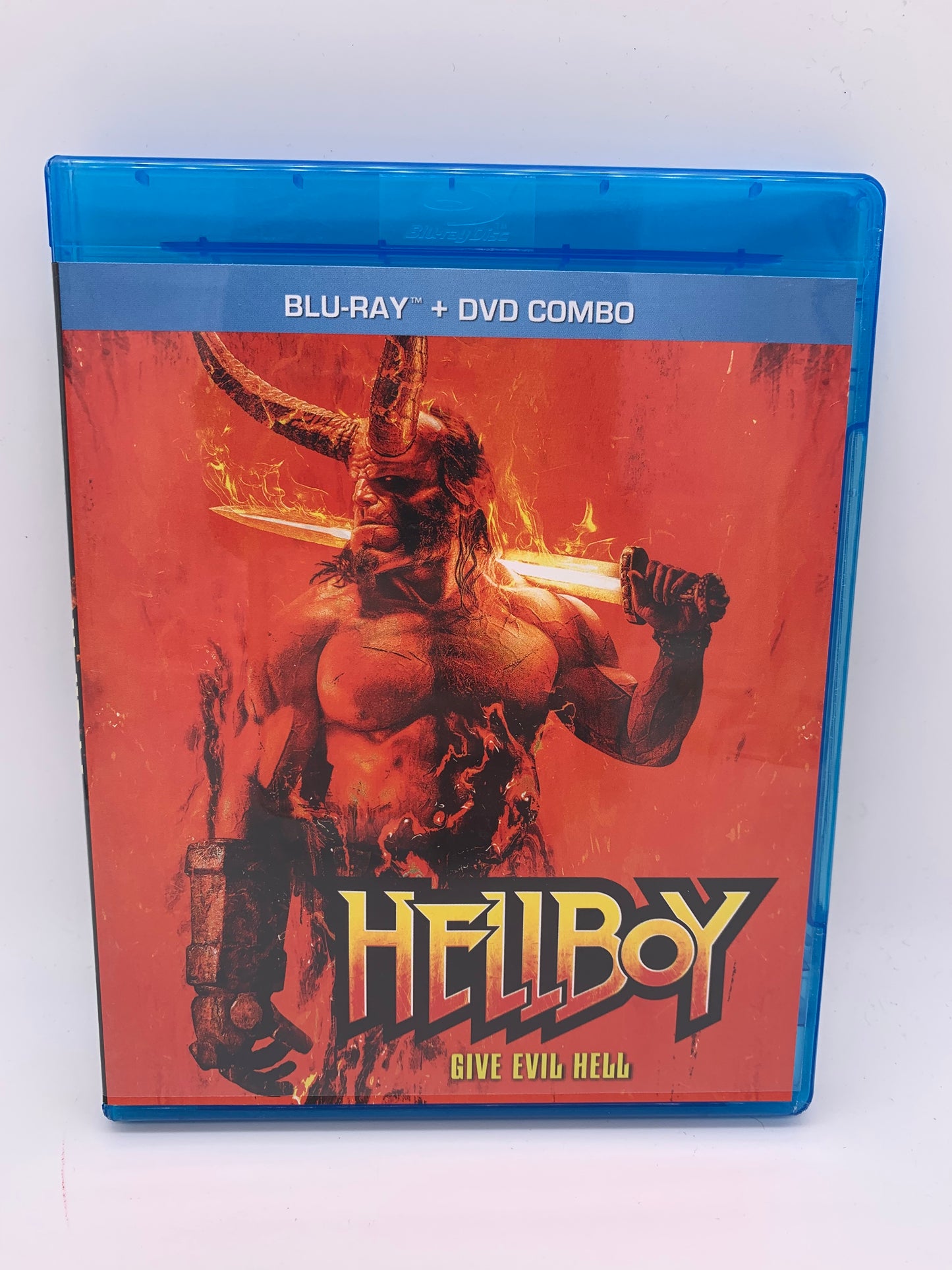 PiXEL-RETRO.COM : Movie Blu-Ray DVD HELLBOY GiVE EViL HELL
