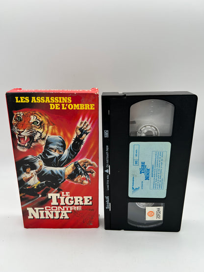 FiLM VHS FRANCAiS | LE TiGRE CONTRE NiNJA LES ASSASSiNS DE L'OMBRE
