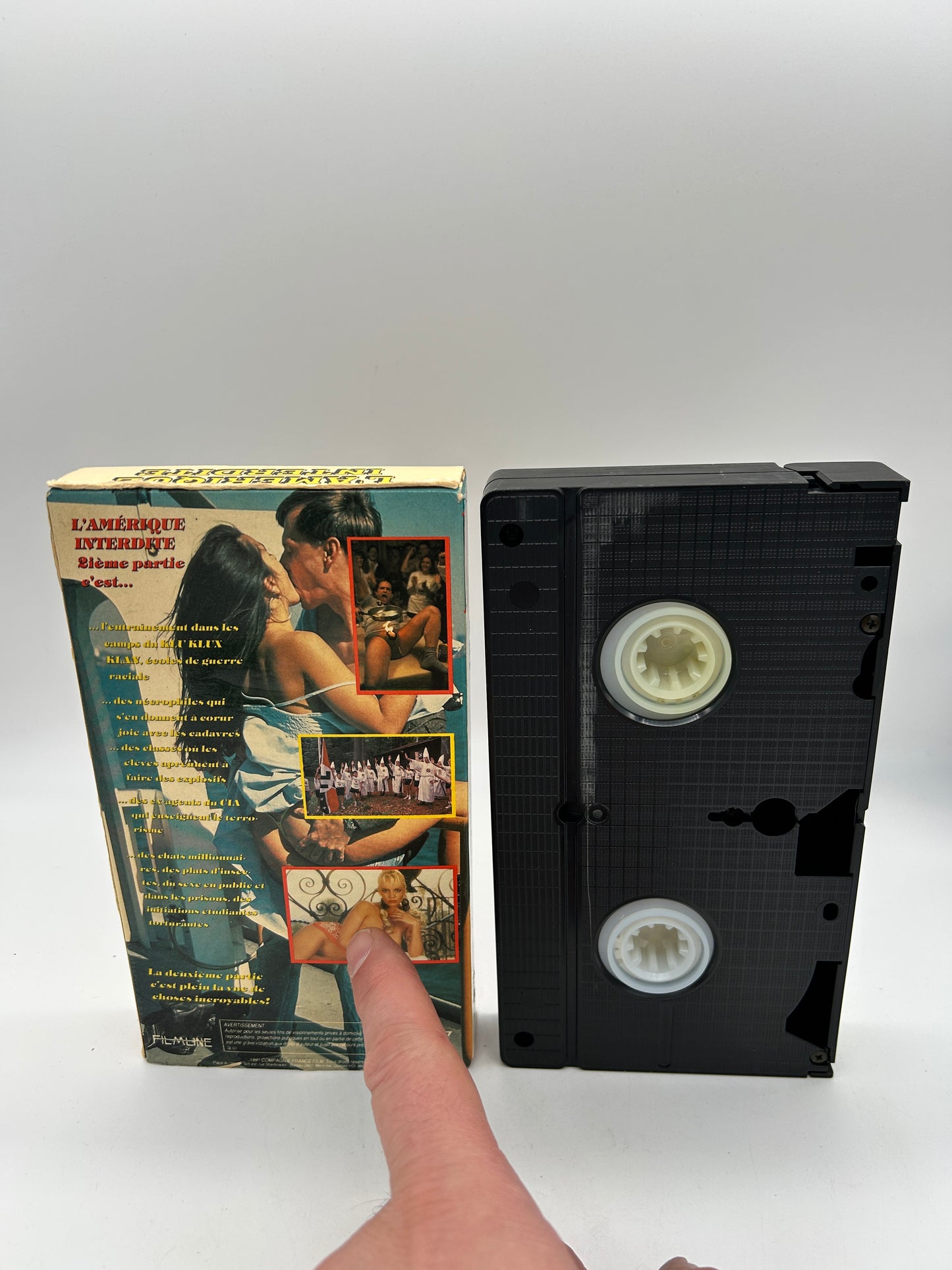 FiLM VHS FRANCAiS | L'AMERiQUE iNTERDiTE 2E PARTiE