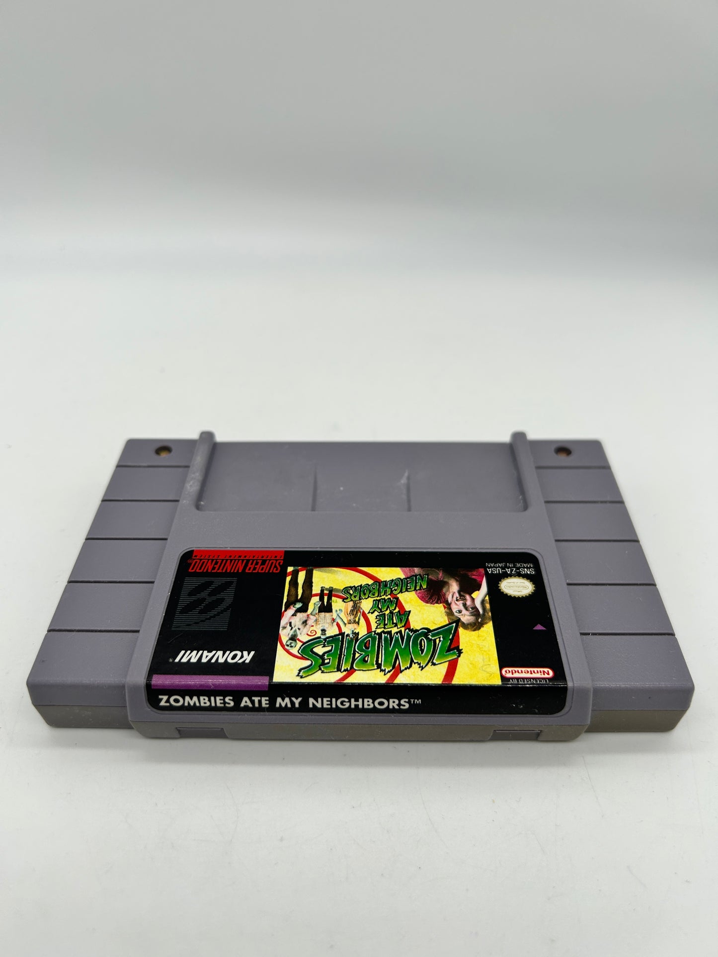 SUPER NiNTENDO [SNES] | ZOMBiES ATE MY NEIGHBORS