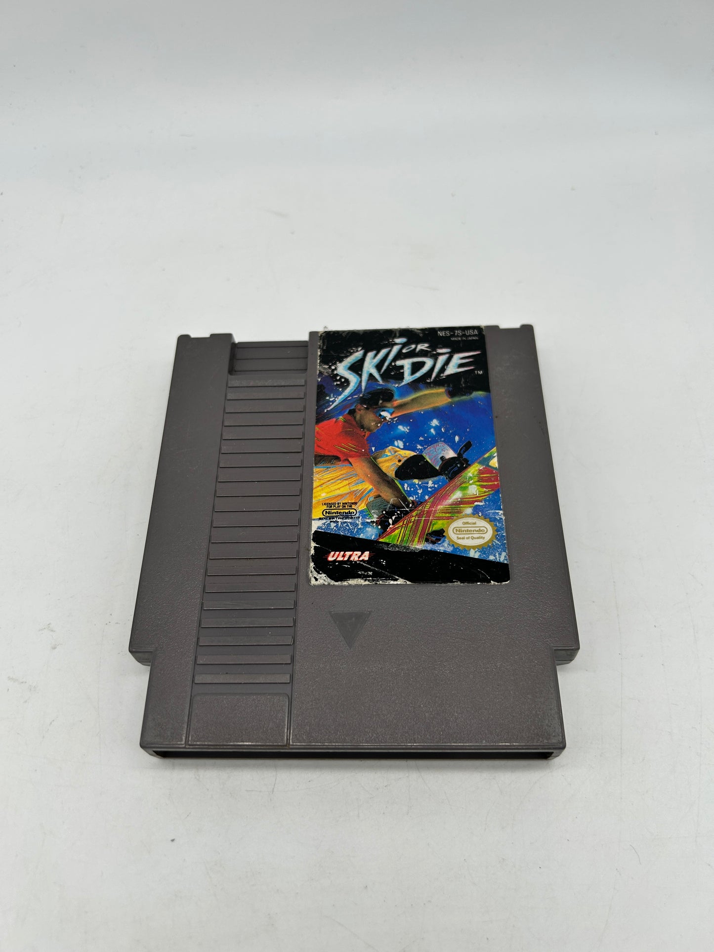 PiXEL-RETRO.COM : NINTENDO ENTERTAiNMENT SYSTEM (NES) GAME NTSC SKI OR DIE