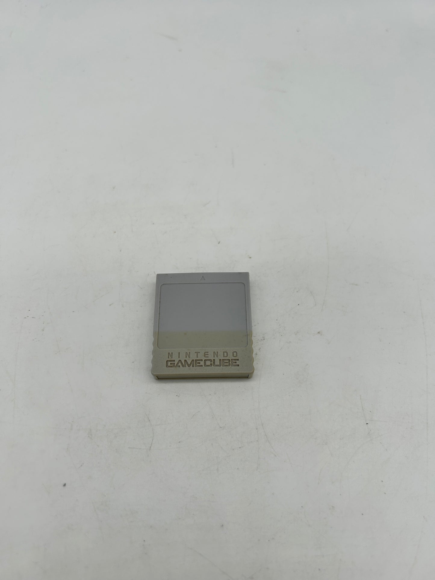 PiXEL-RETRO.COM : NINTENDO GAMECUBE (GC) MEMORY CARD 4MB NTSC DOL-008