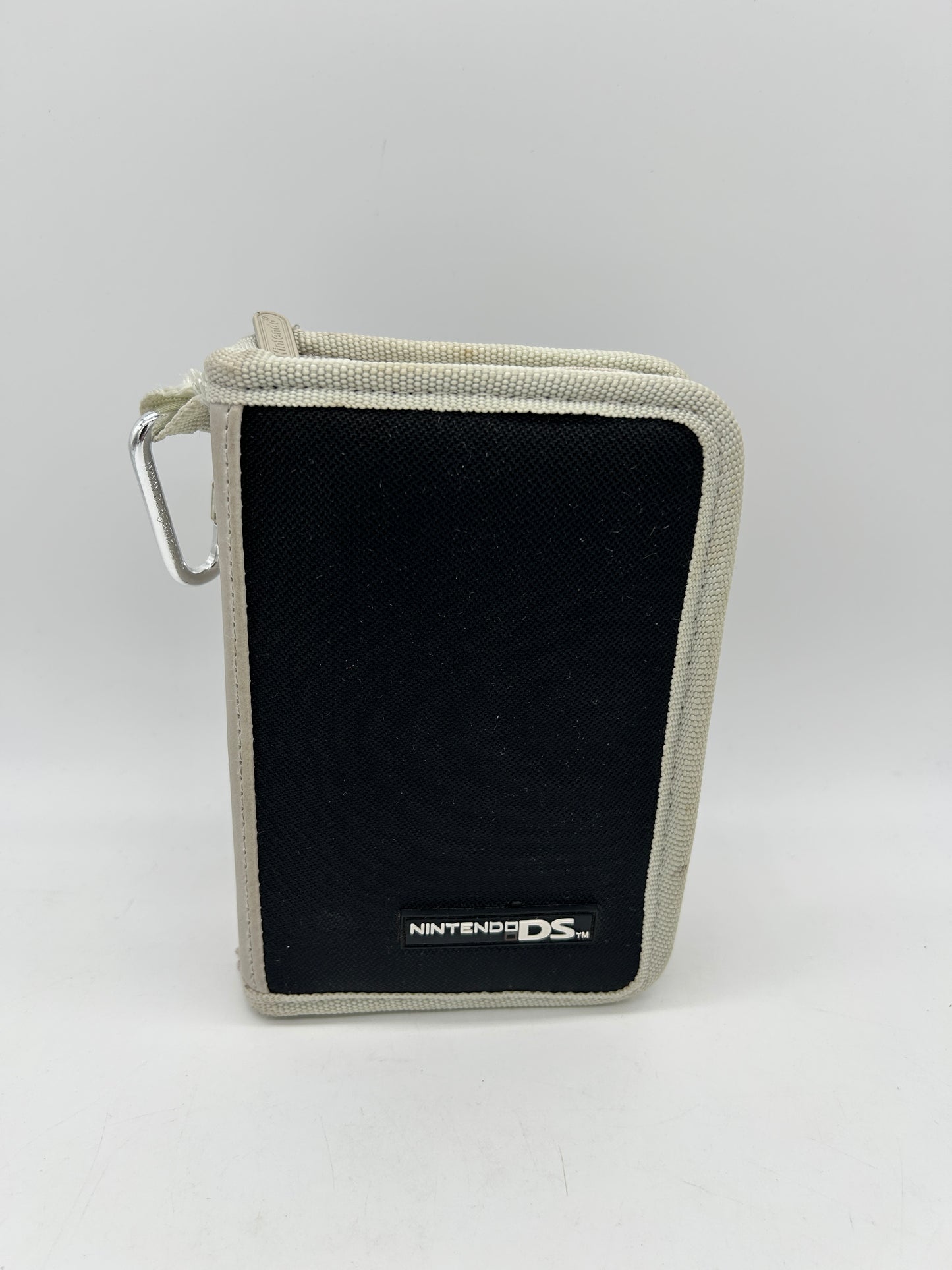 PiXEL-RETRO.COM : NINTENDO DS CARRYING CASE GAME SYSTEM ORGANIZER 