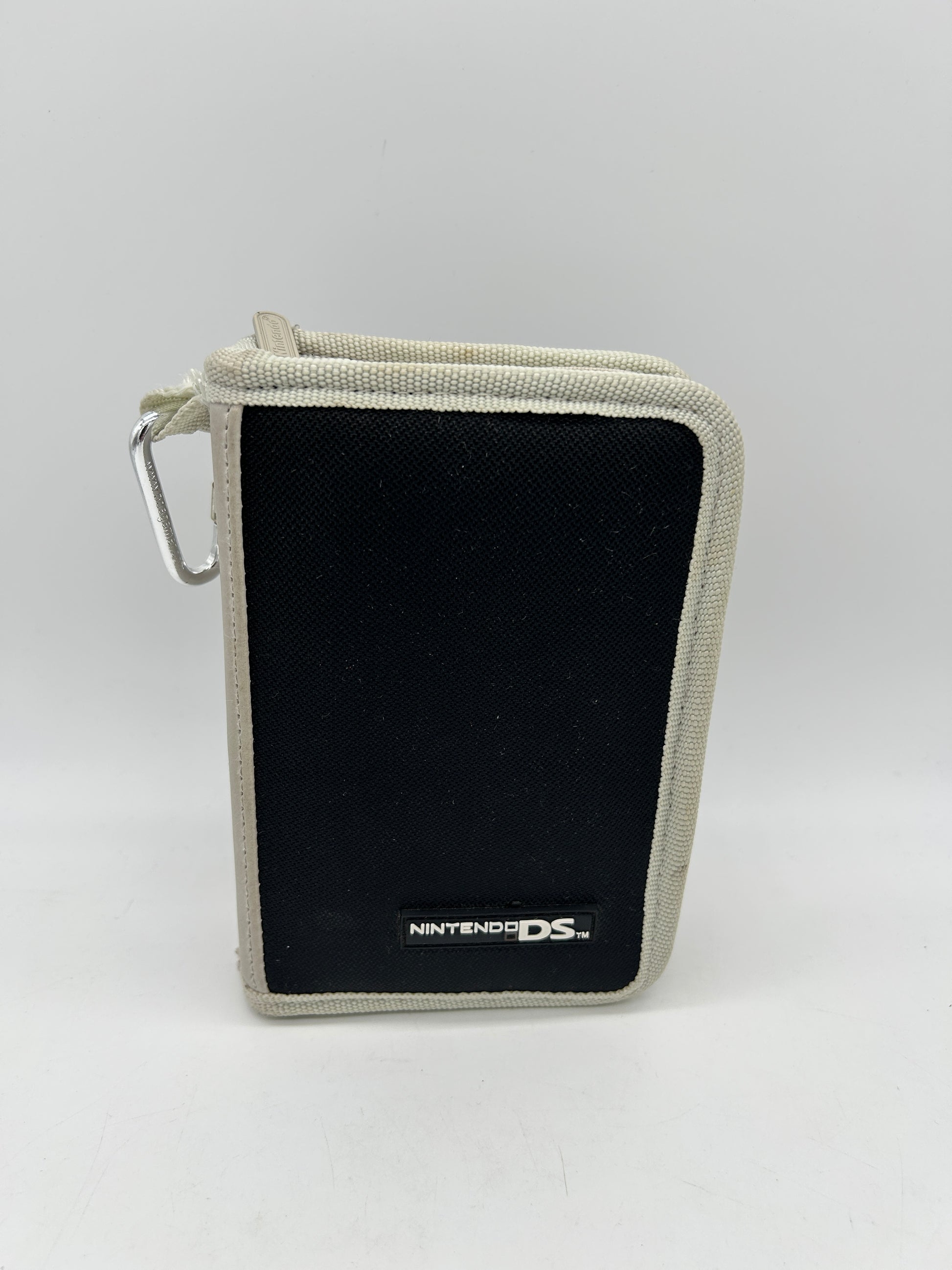 PiXEL-RETRO.COM : NINTENDO DS CARRYING CASE GAME SYSTEM ORGANIZER 