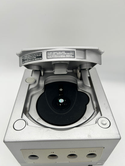 NiNTENDO GAMECUBE [NGC] CONSOLE | SILVER MODEL DOL-001 USA