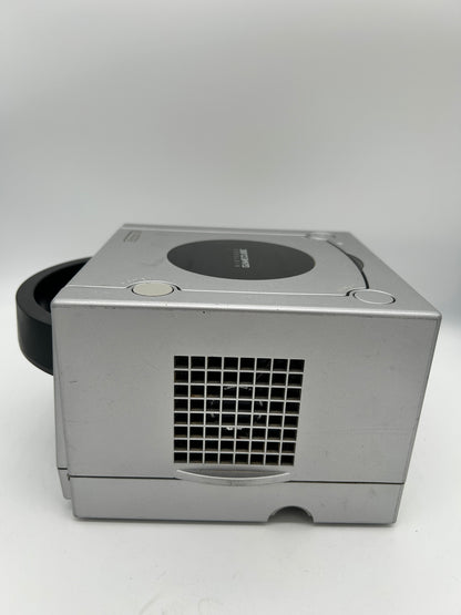NiNTENDO GAMECUBE [NGC] CONSOLE | SILVER MODEL DOL-001 USA