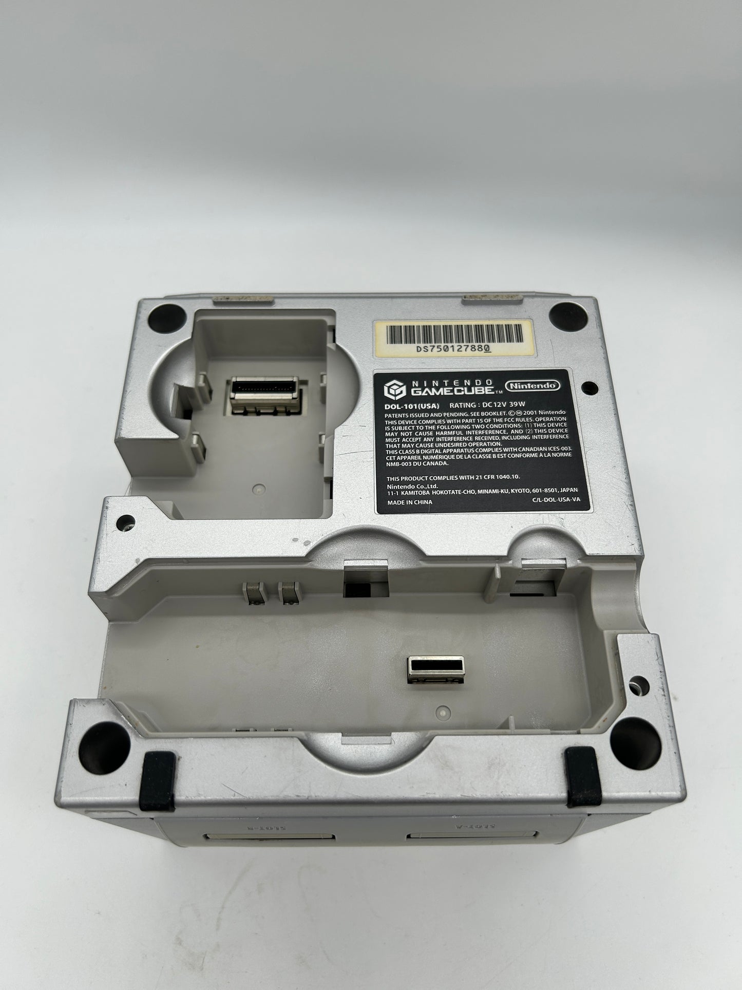 NiNTENDO GAMECUBE [NGC] CONSOLE | SILVER MODEL DOL-001 USA