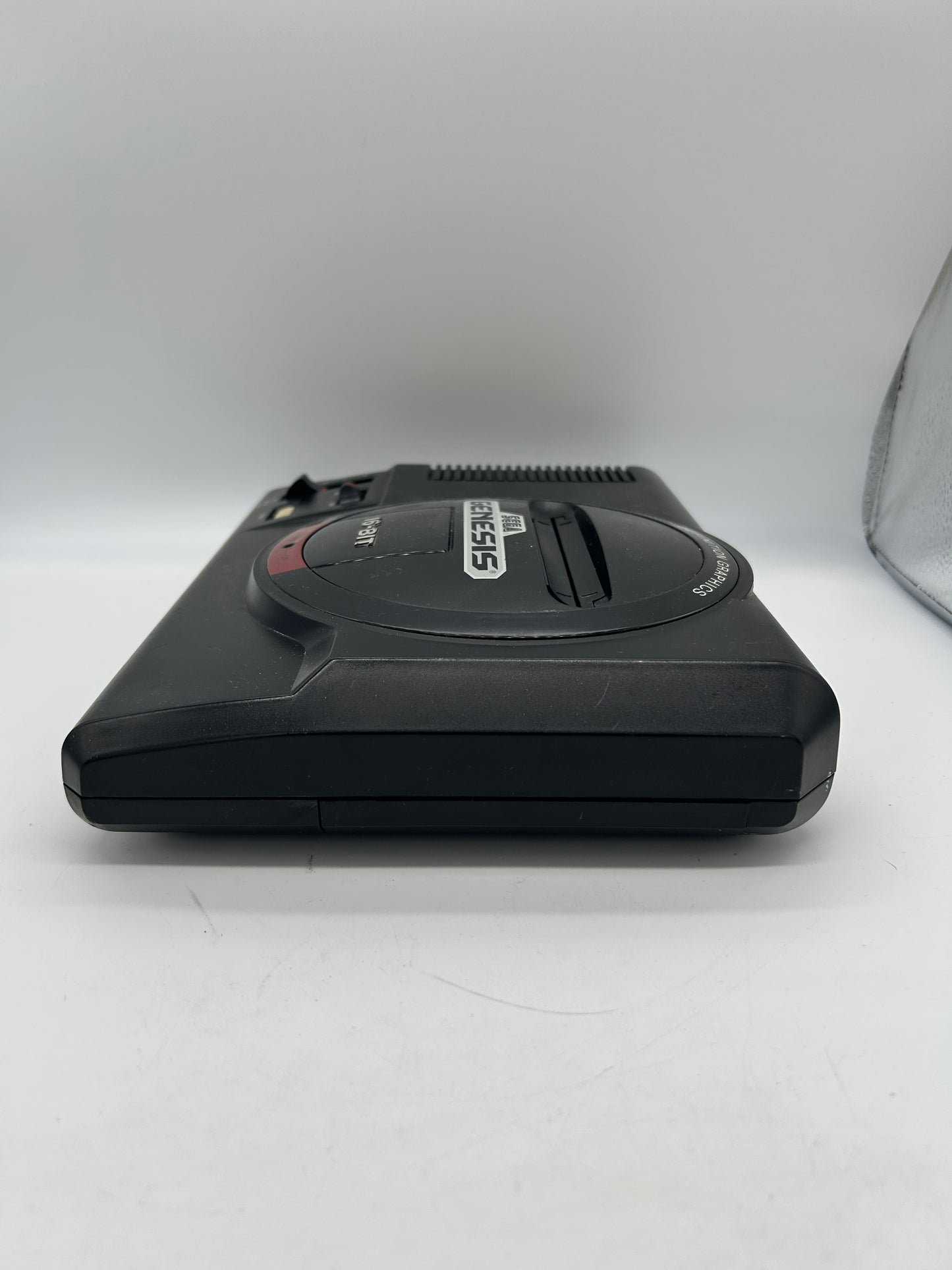 SEGA GENESiS CONSOLE | MODEL 1 HDG HiGH DEFINITiON GRAPHiCS BLACK MK-1601-22