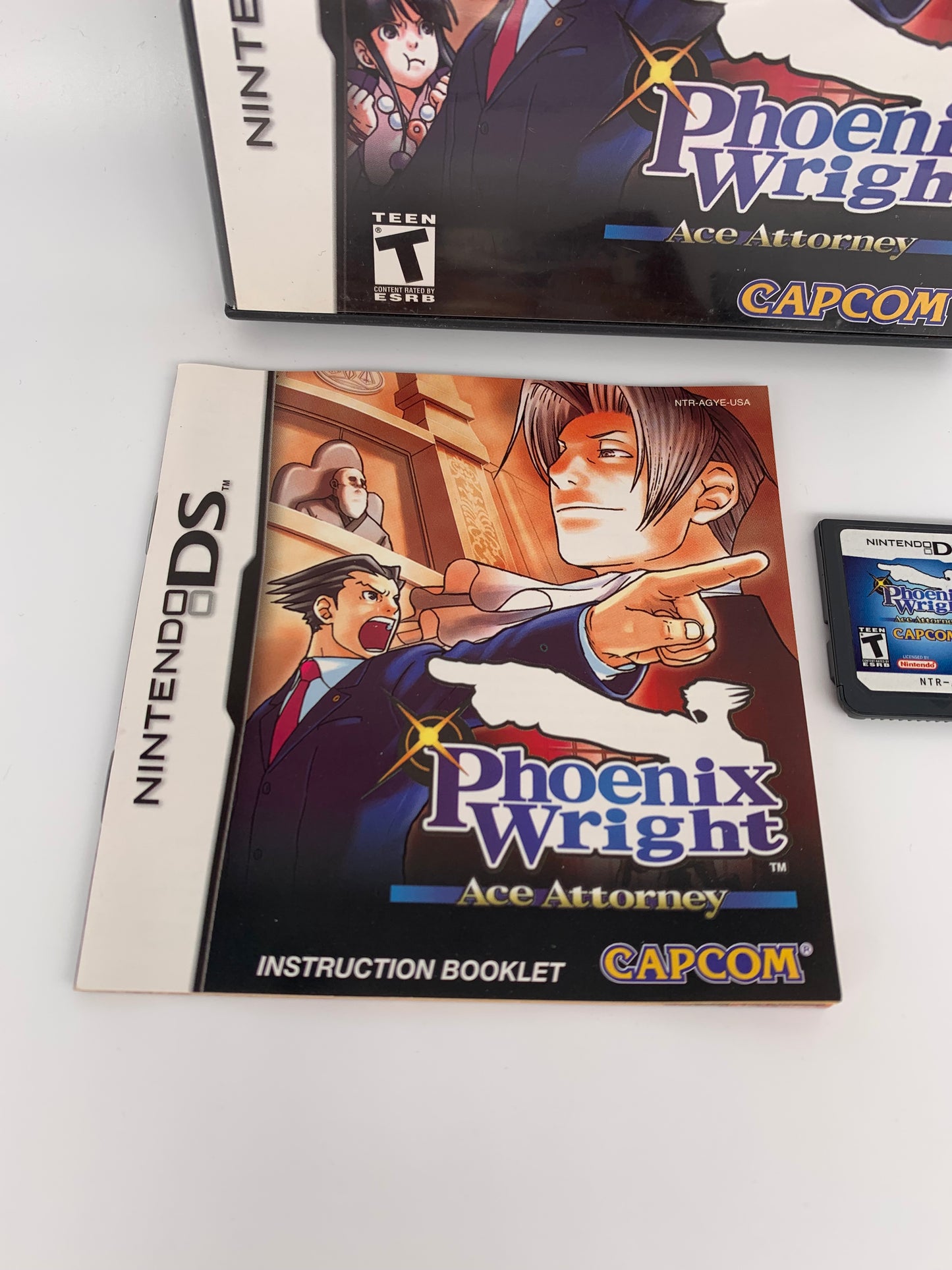 NiNTENDO DS | PHOENiX WRiGHT ACE ATTORNEY