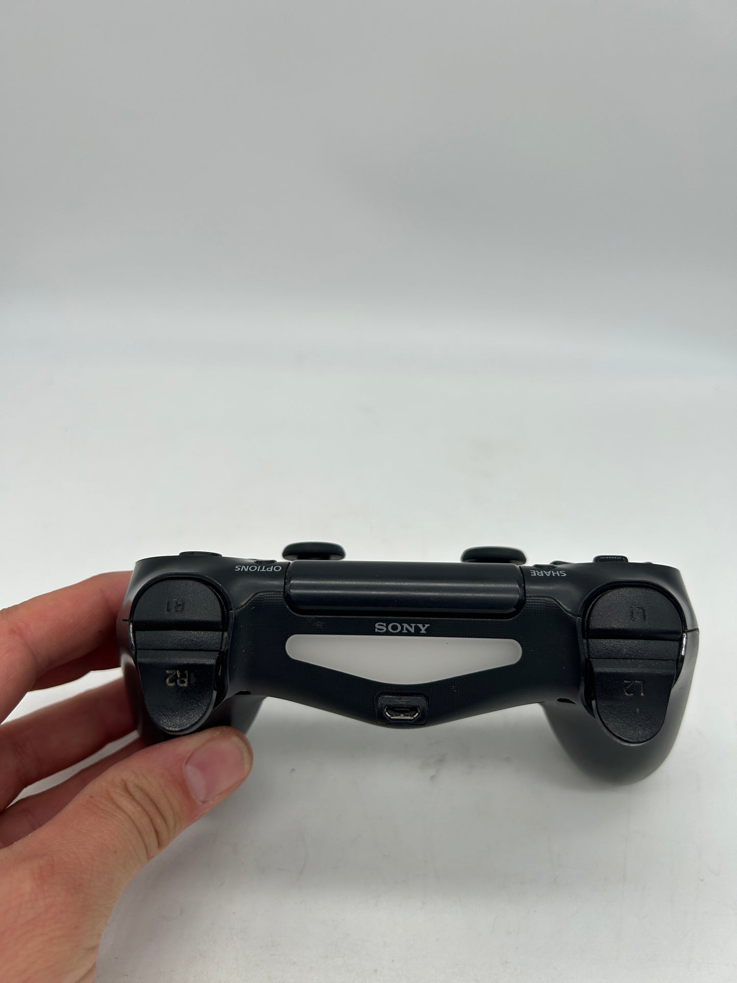 SONY PLAYSTATiON 4 [PS4] CONTROLLER | ORiGiNAL BLACK WiRELESS DUALSHOCK ANALOG JOYSTiCK CONTROLLER | CUH-ZCT2U