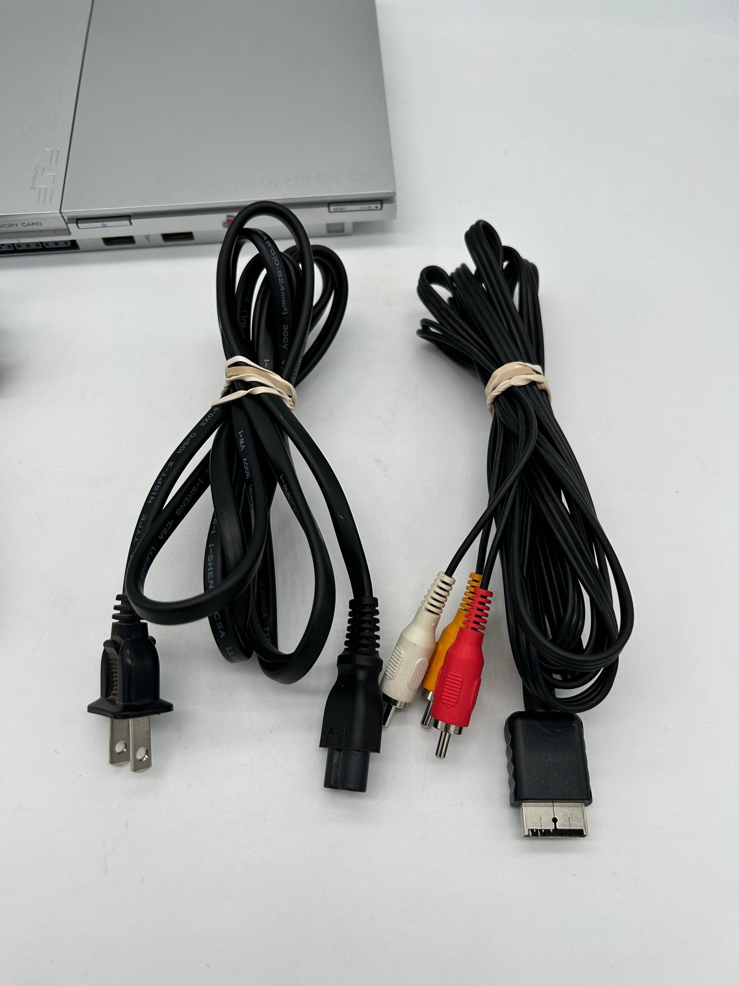 SONY PLAYSTATiON 2 [PS2] CONSOLE | ORiGiNALE THIN SILVER (SILVER PLATiNUM SLiM VERSiON) | SCPH-90001