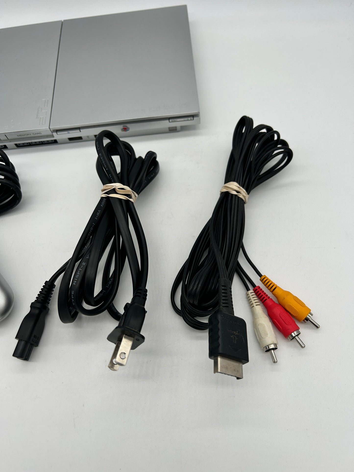 SONY PLAYSTATiON 2 [PS2] CONSOLE | ORiGiNALE THIN SILVER (SILVER PLATiNUM SLiM VERSiON) | SCPH-90001