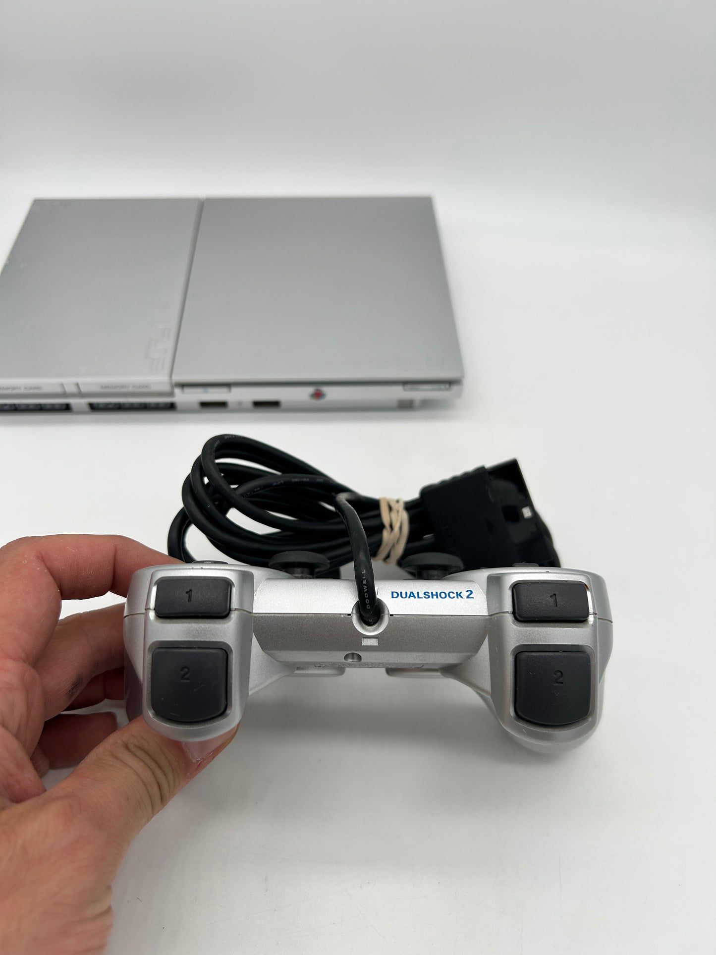 SONY PLAYSTATiON 2 [PS2] CONSOLE | ORiGiNALE THIN SILVER (SILVER PLATiNUM SLiM VERSiON) | SCPH-90001