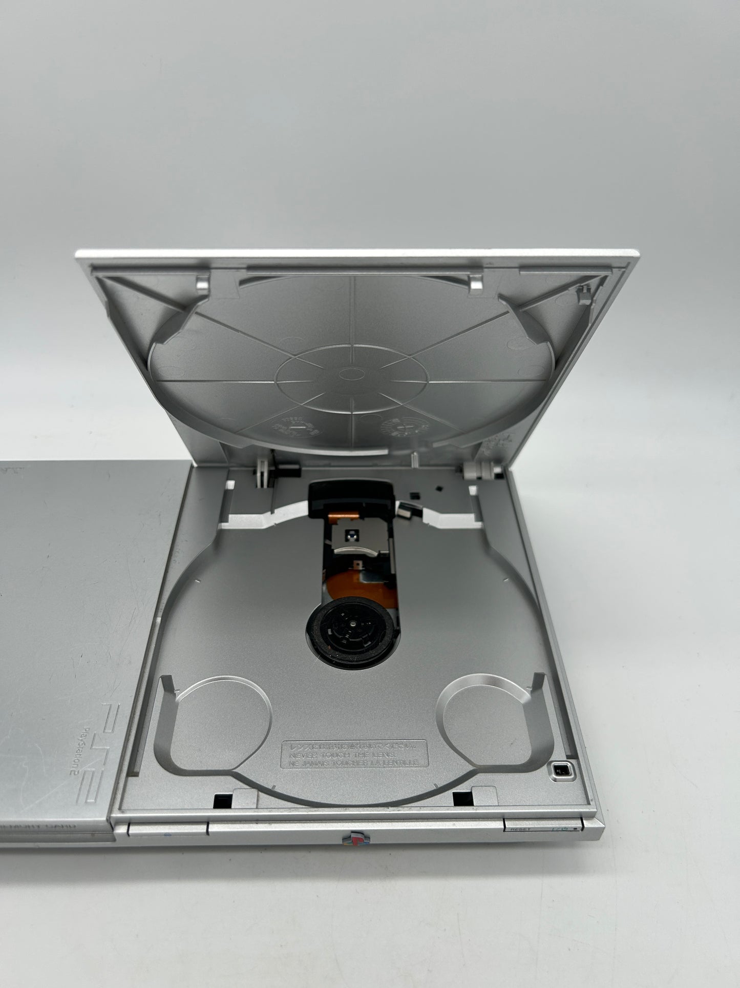 SONY PLAYSTATiON 2 [PS2] CONSOLE | ORiGiNALE THIN SILVER (SILVER PLATiNUM SLiM VERSiON) | SCPH-90001