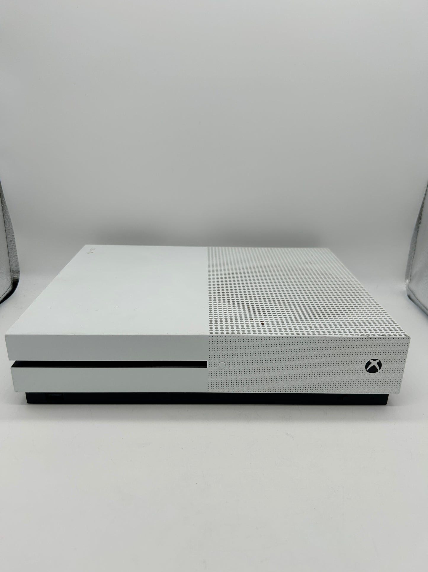 MiCROSOFT XBOX ONE S CONSOLE | ORiGiNAL WHITE 500 GB | MODEL 1581