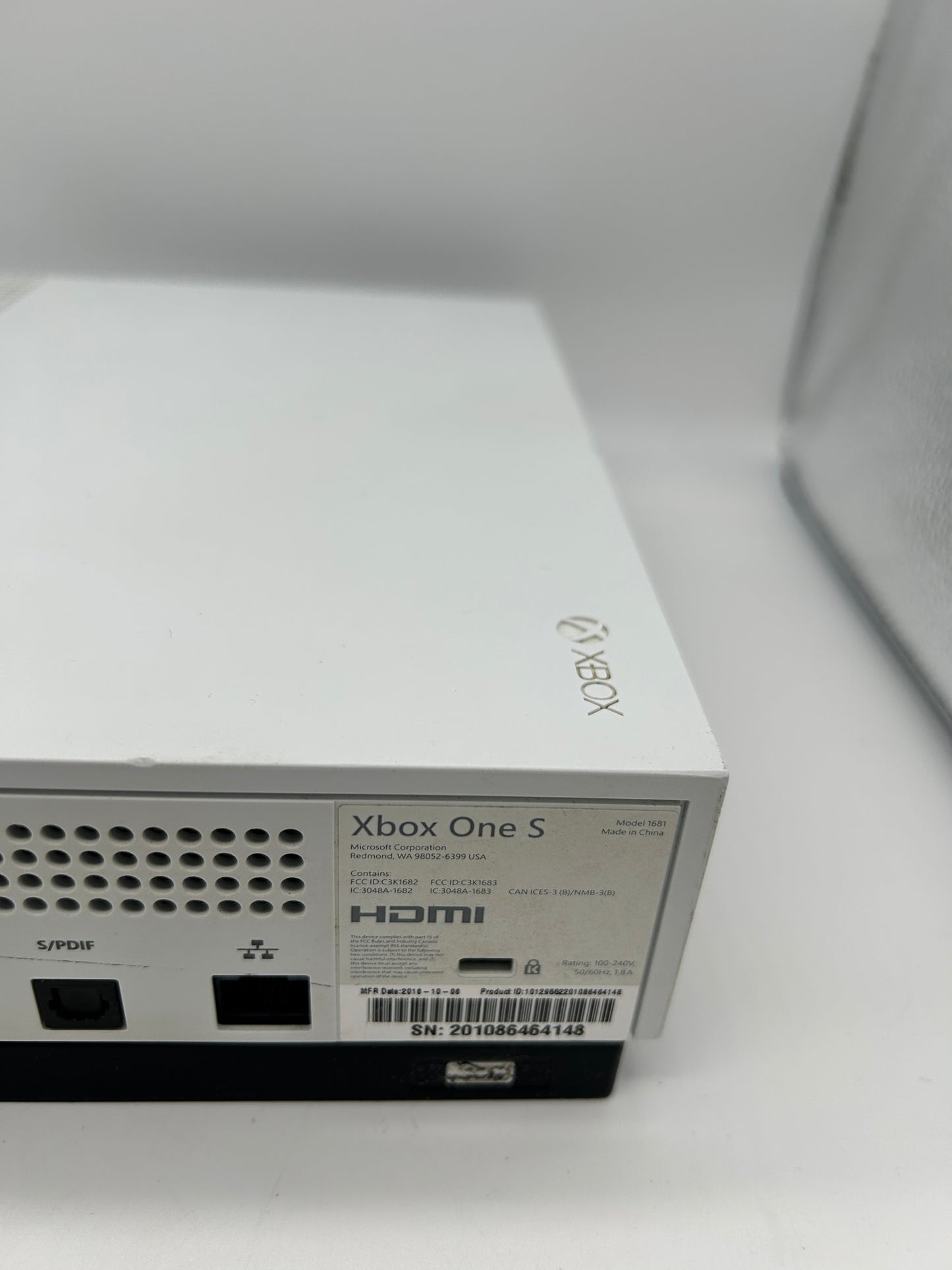 MiCROSOFT XBOX ONE S CONSOLE | ORiGiNAL WHITE 500 GB | MODEL 1581