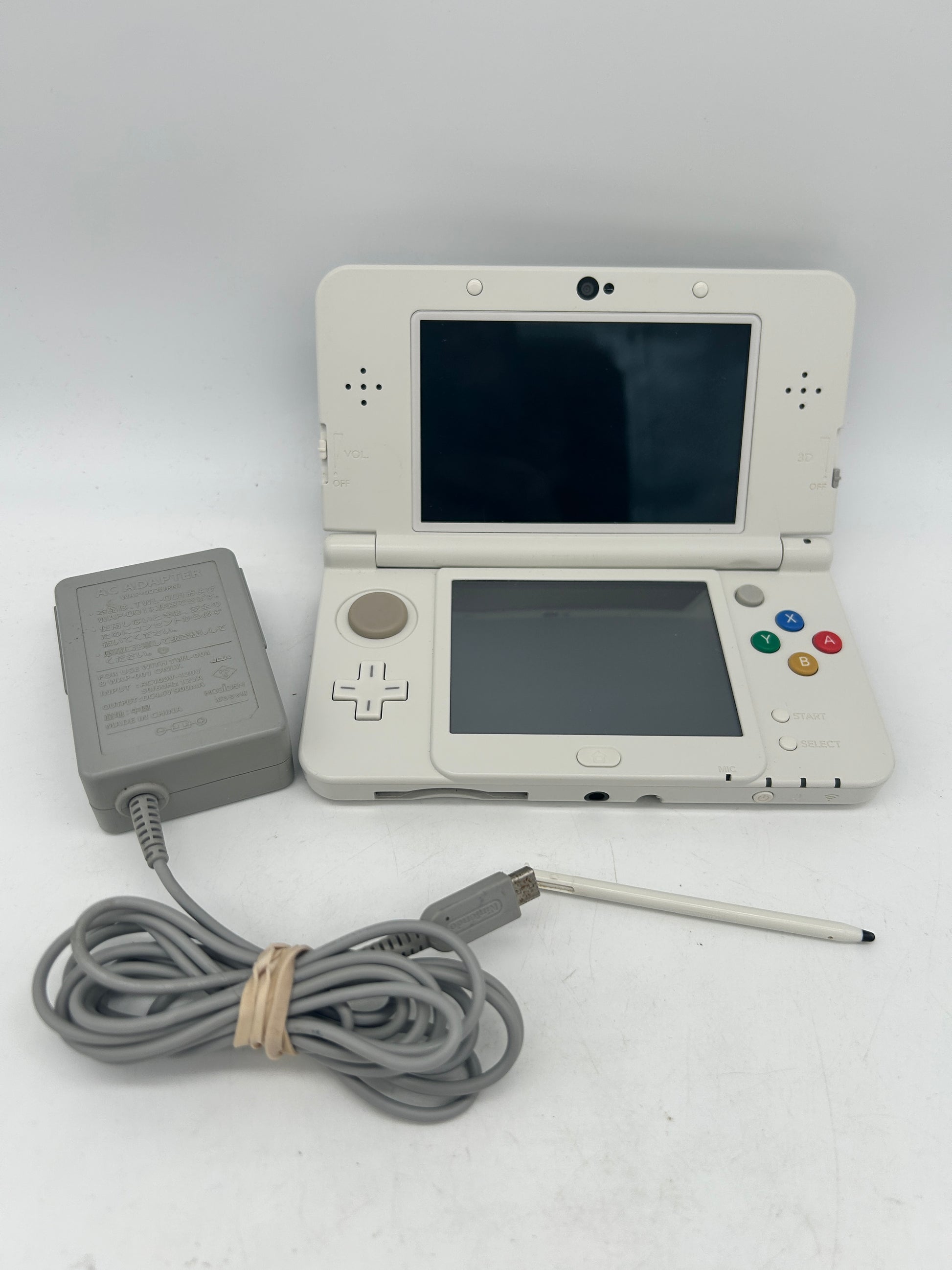 PiXEL-RETRO.COM : nintendo NEW 3ds white with Zelda cover plate