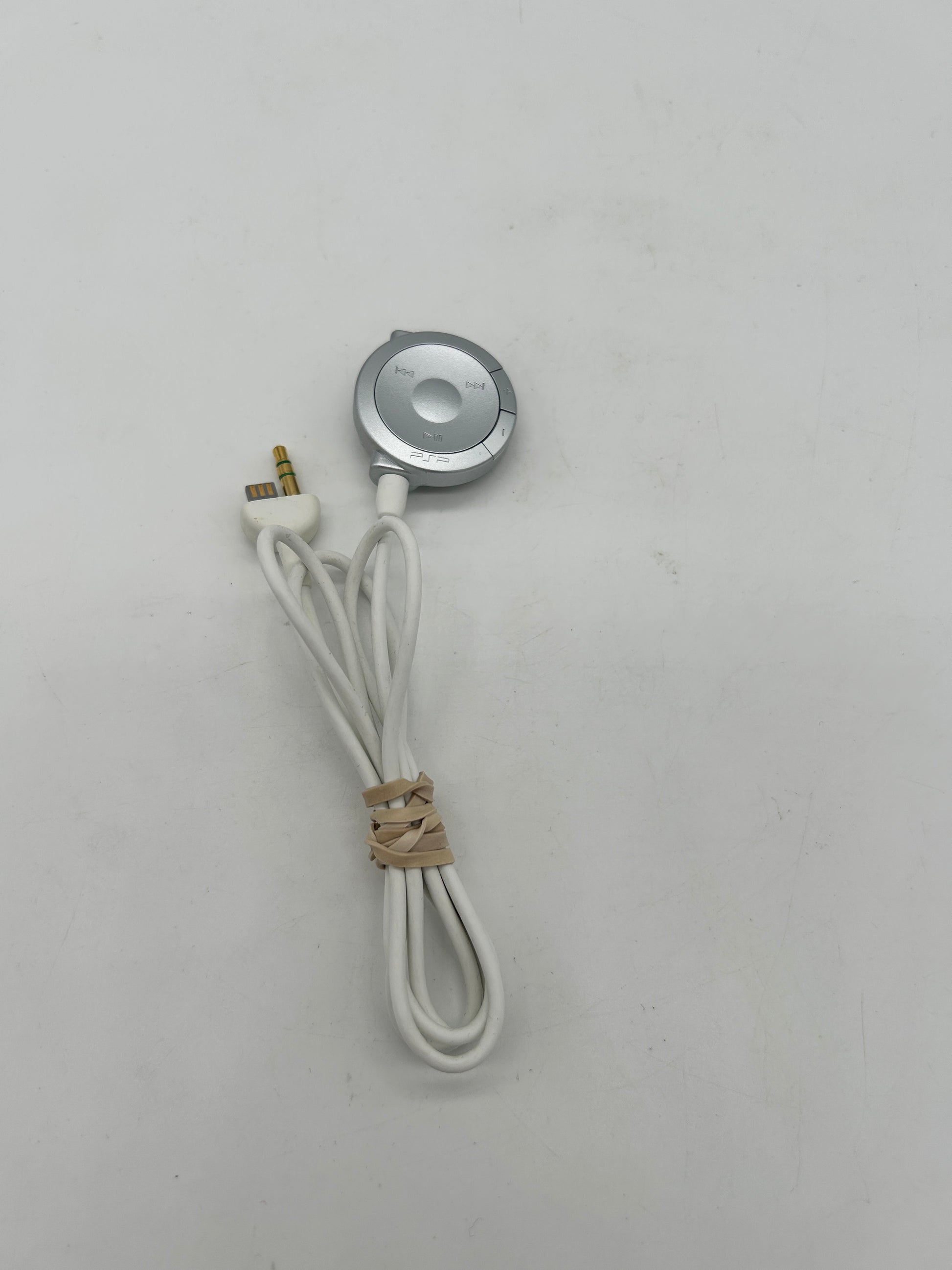 PiXEL-RETRO.COM : SONY PLAYSTATION PORTABLE PSP REMOTE CONTROLER EARBUD HEADPHONE 