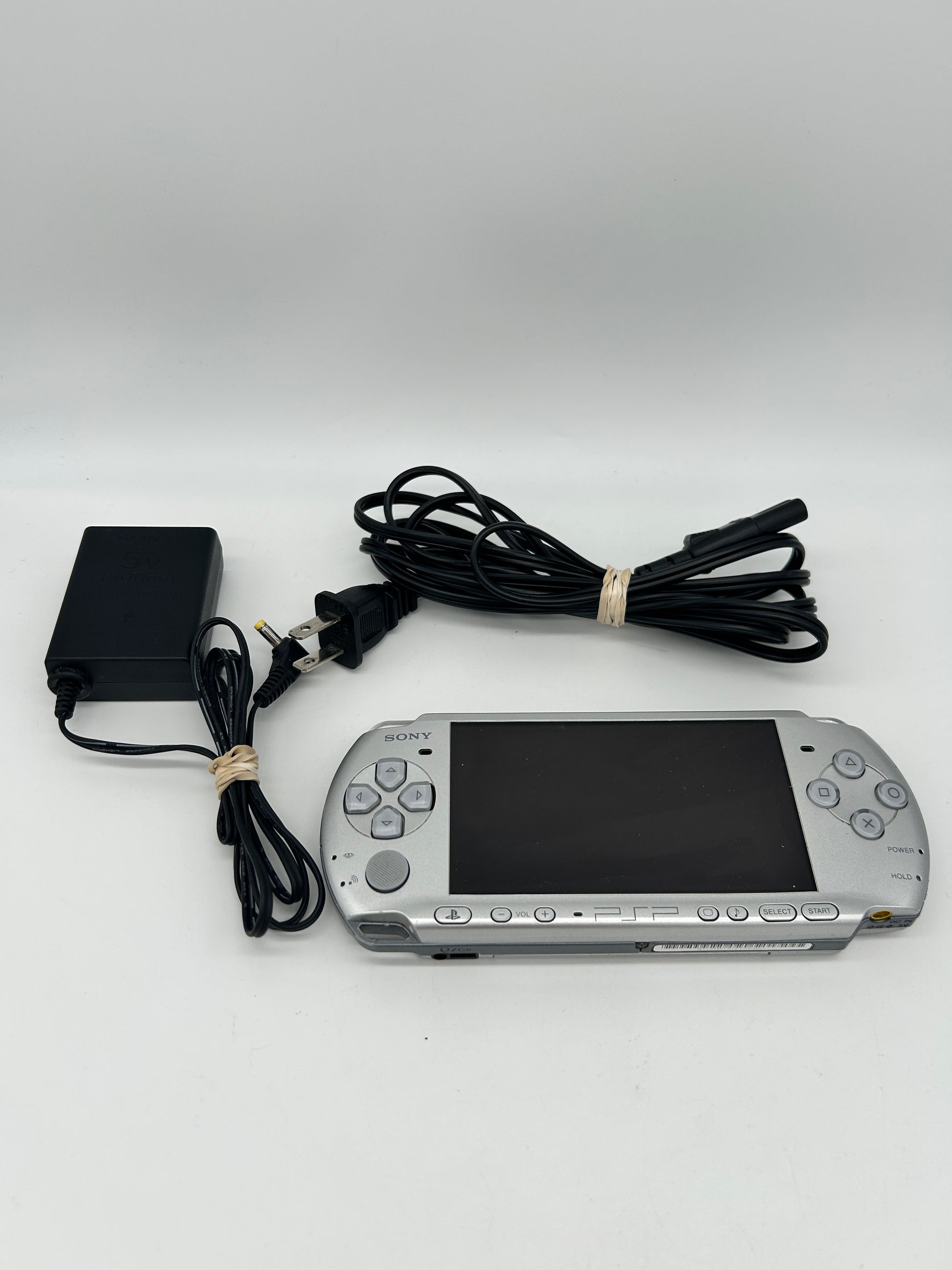 PiXEL-RETRO.COM : SONY PLAYSTATiON PORTABLE [PSP] CONSOLE | MODEL ARGENT SILVER PLATINUM PSP3001 PSP 3001