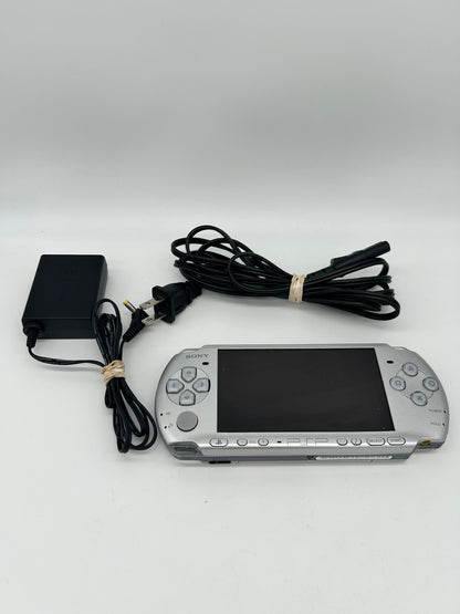 PiXEL-RETRO.COM : SONY PLAYSTATiON PORTABLE [PSP] CONSOLE | MODEL ARGENT SILVER PLATINUM PSP3001 PSP 3001