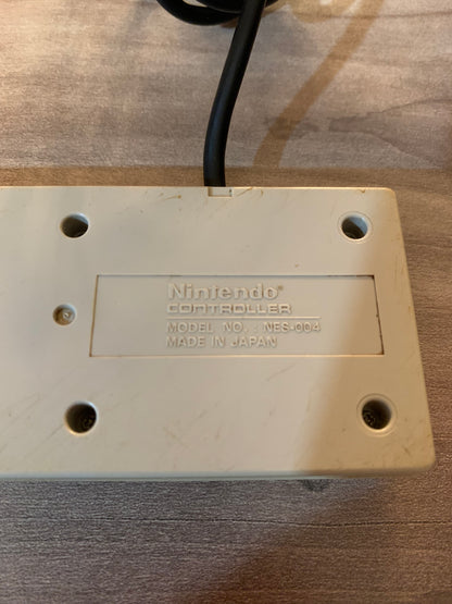 NiNTENDO [NES] MANETTE | MODEL NES-004