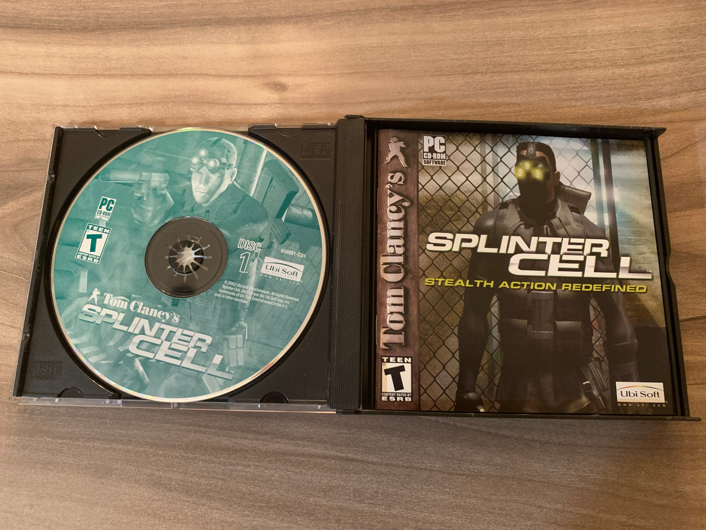 PC ORDiNATEUR | TOM CLANCYS SPLiNTER CELL STEALTH ACTiON REDEFiNED