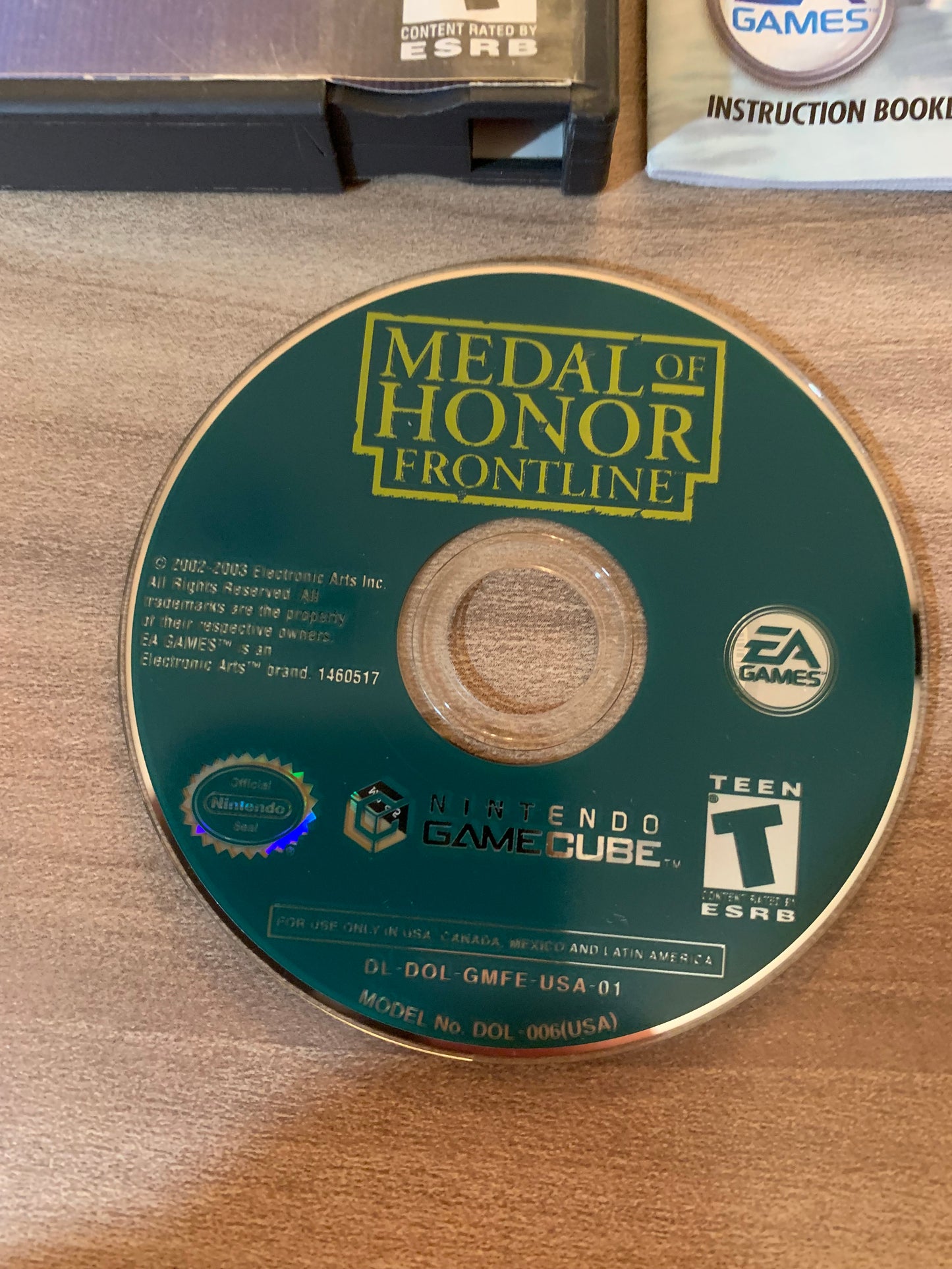 NiNTENDO GAMECUBE [NGC] | MEDAL OF HONOR FRONT Line
