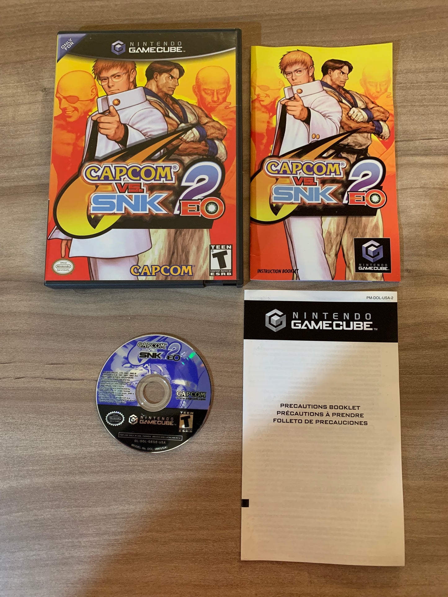 PiXEL-RETRO.COM : NINTENDO GAMECUBE COMPLETE CIB BOX MANUAL GAME NTSC CAPCOM VS. SNK 2 EO