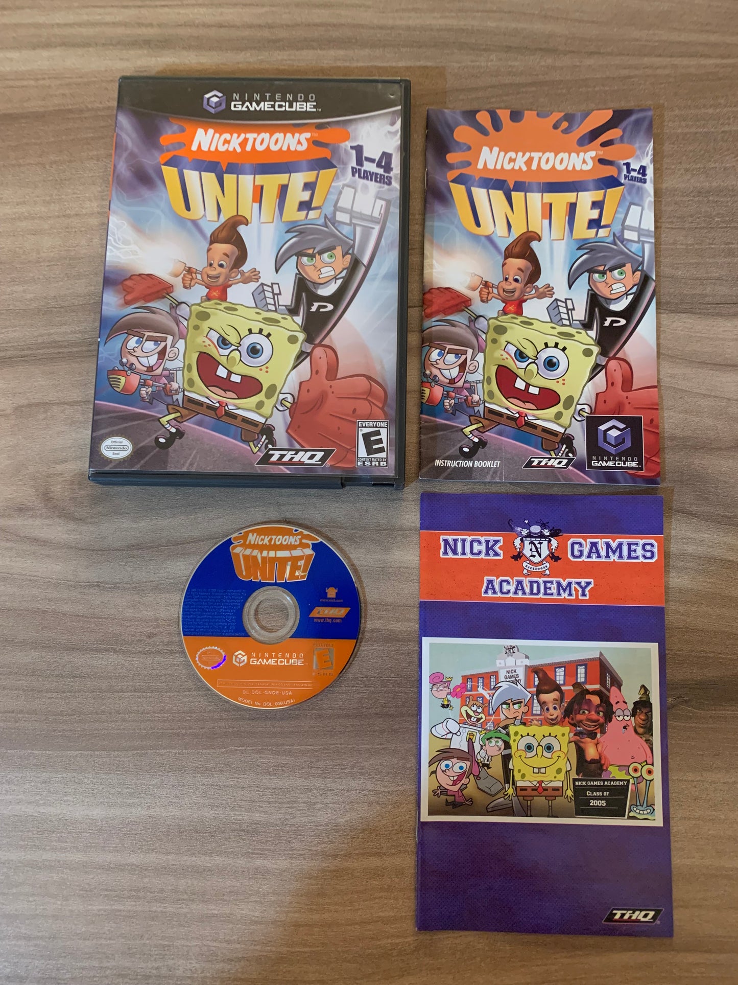 PiXEL-RETRO.COM : NINTENDO GAMECUBE COMPLETE CIB BOX MANUAL GAME NTSC NICKTOONS UNITE!