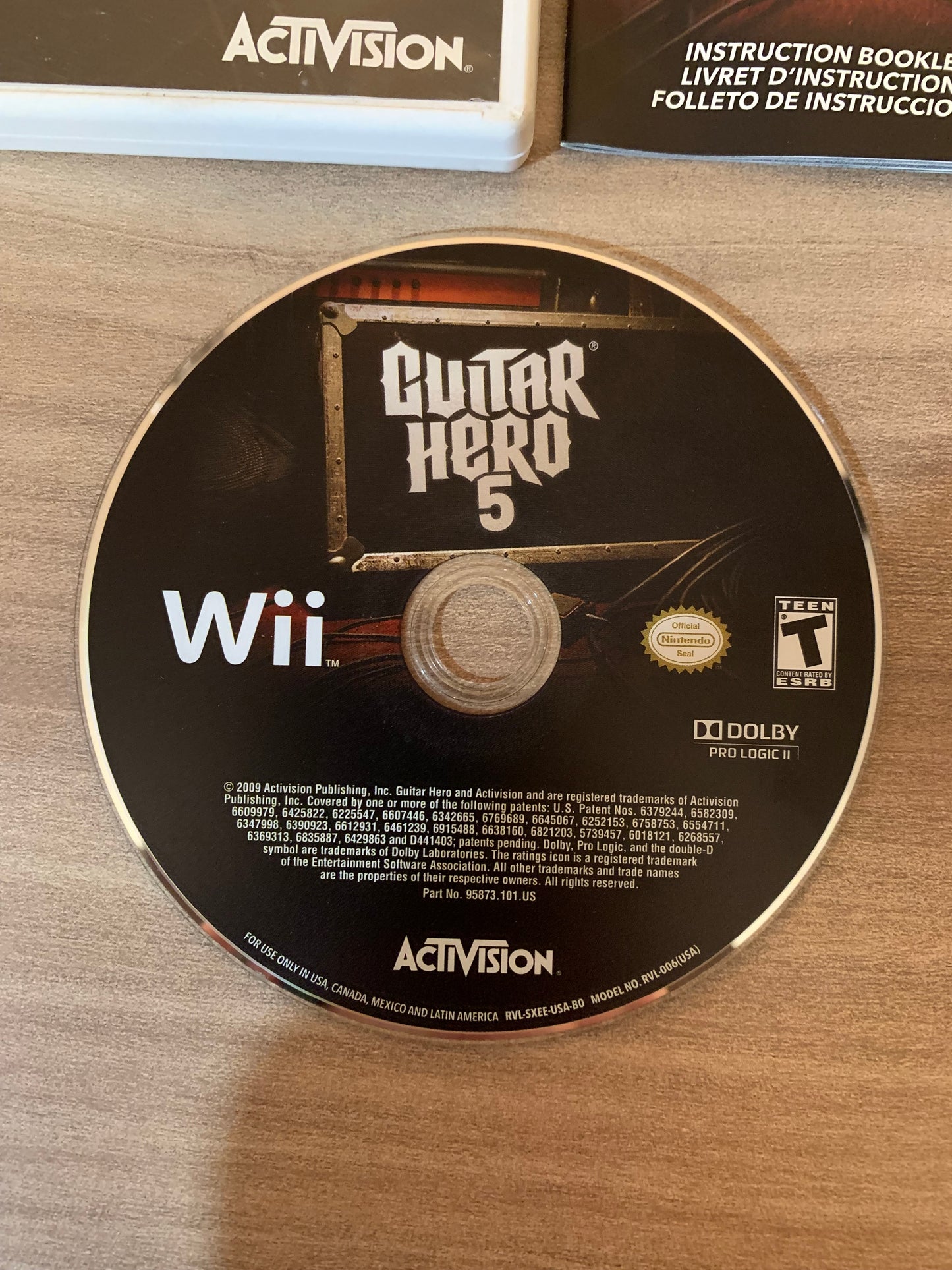 NiNTENDO Wii | GUiTAR HERO 5
